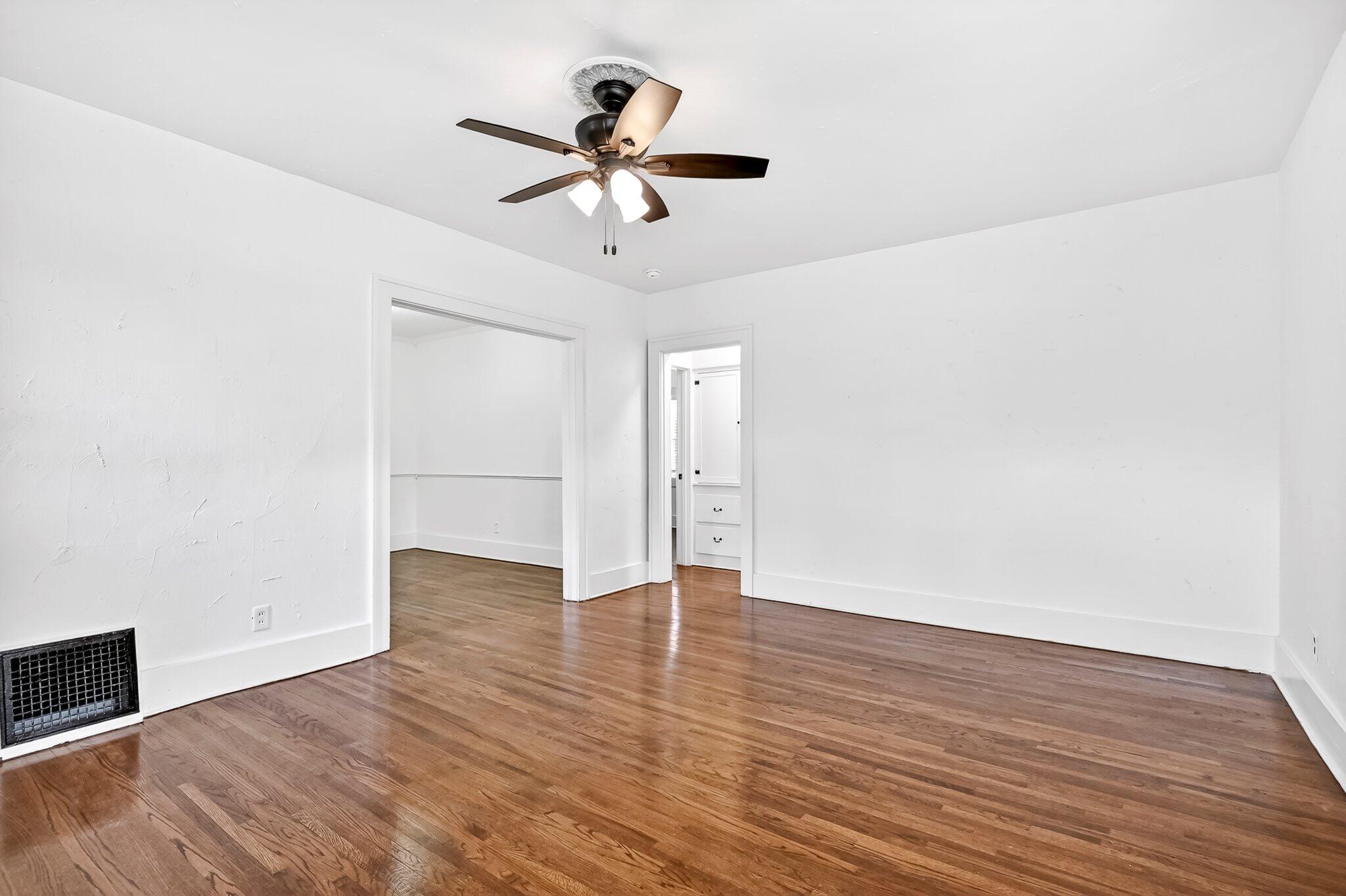 620 South Weller Avenue Property Photo 6