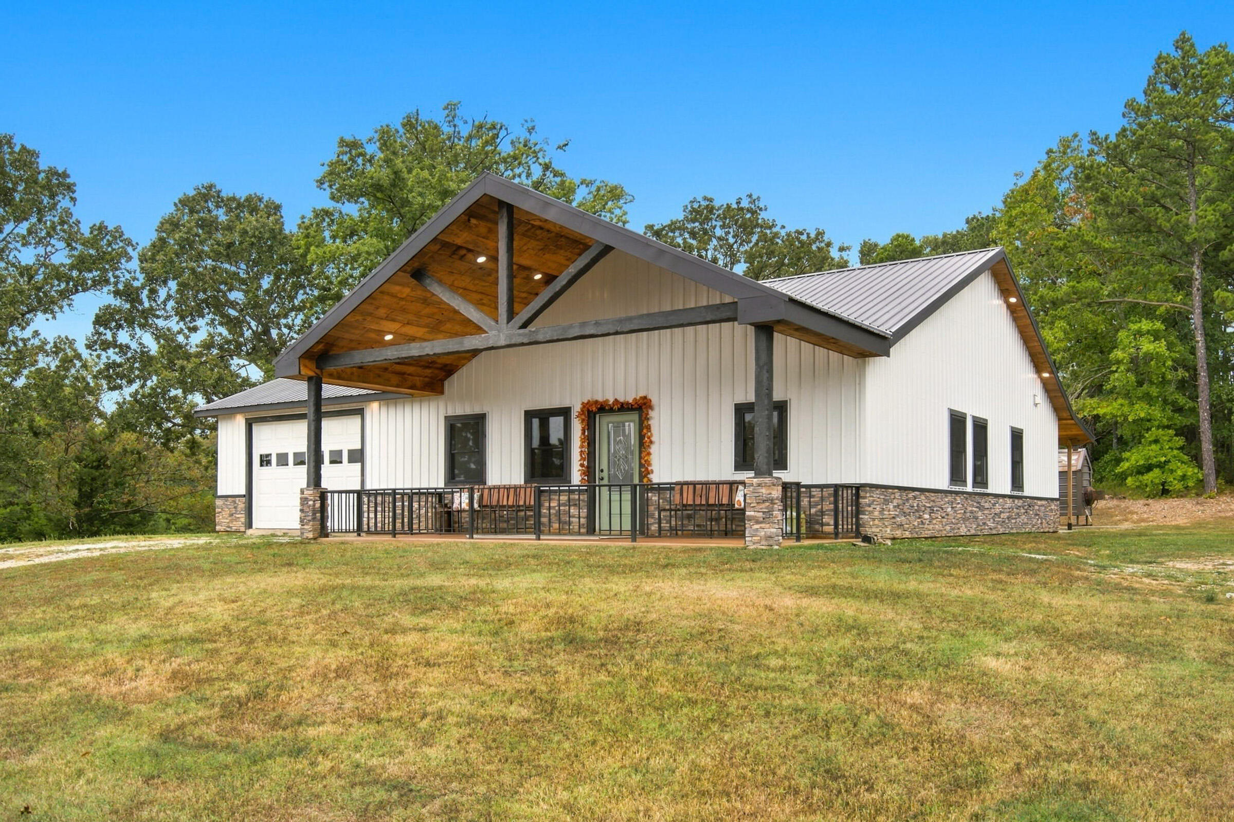1800 County Road 1030 Property Photo 2