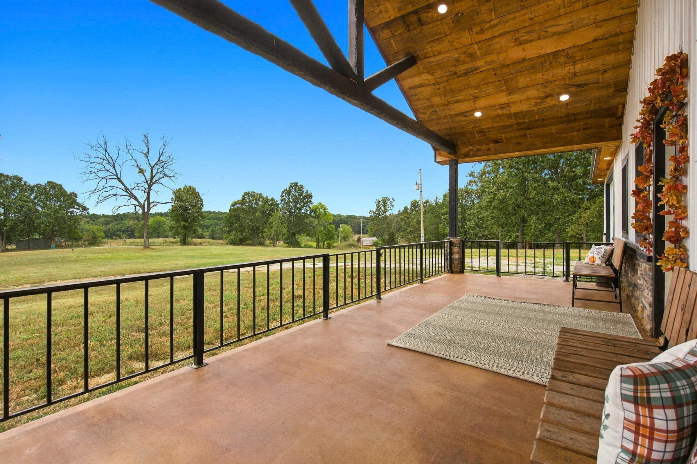 1800 County Road 1030 Property Photo 4