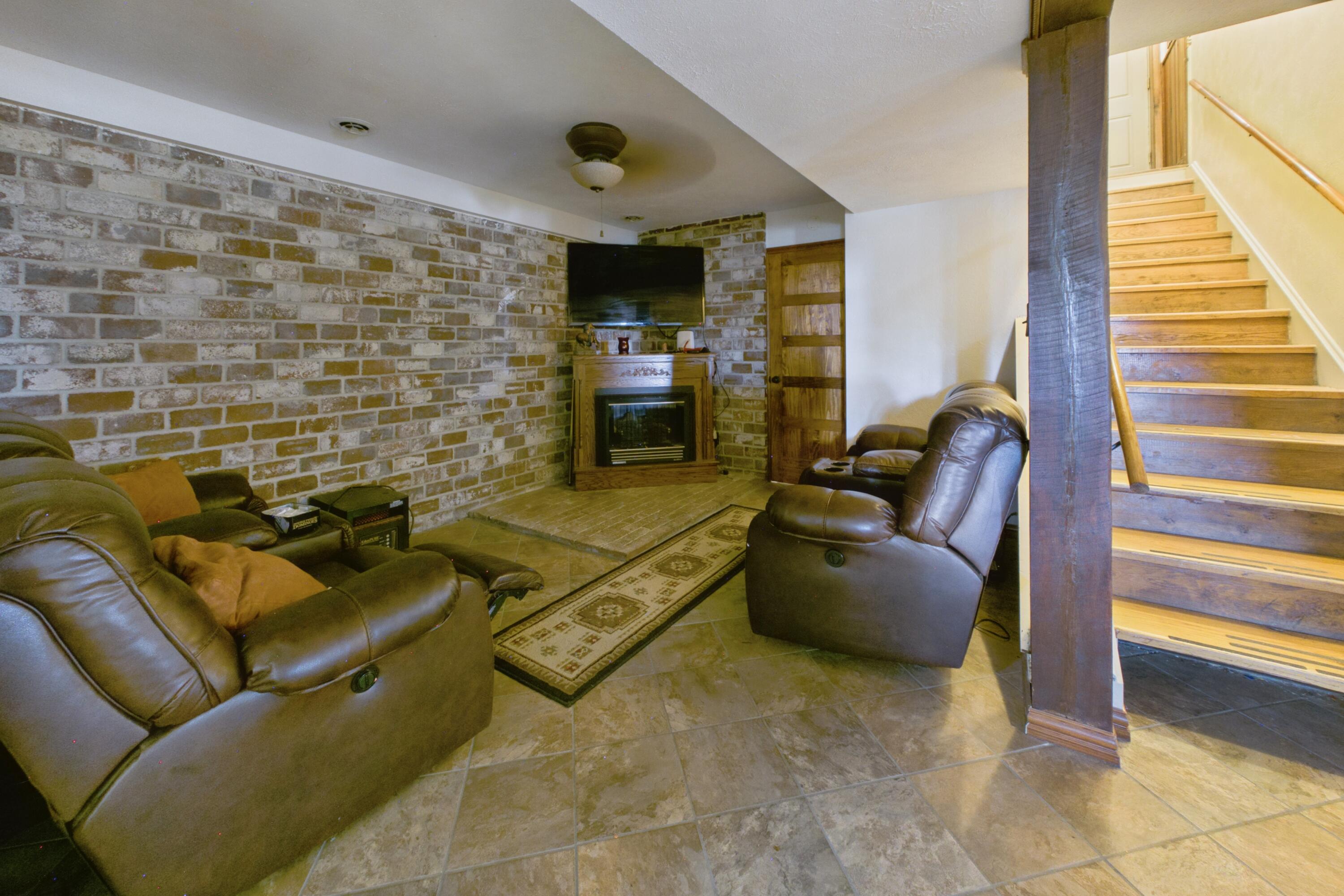 251 County Road 323 Property Photo 13