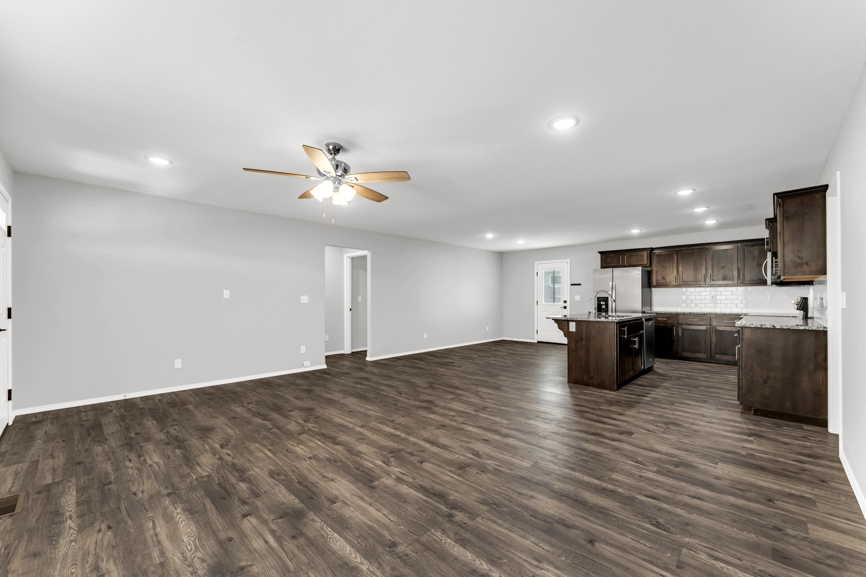 633 South Southgate Drive Property Photo 20