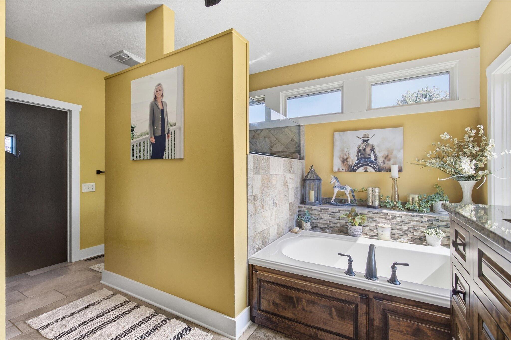 136 Arabian Way Property Photo 25