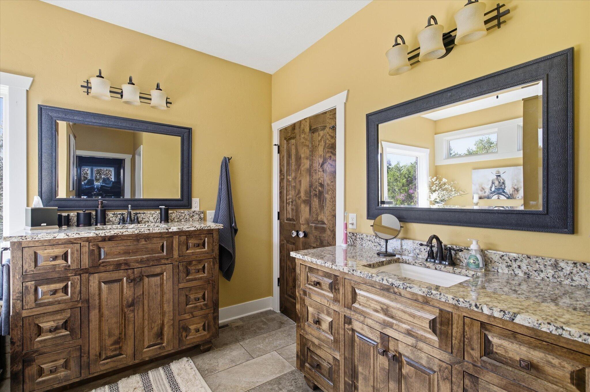 136 Arabian Way Property Photo 26
