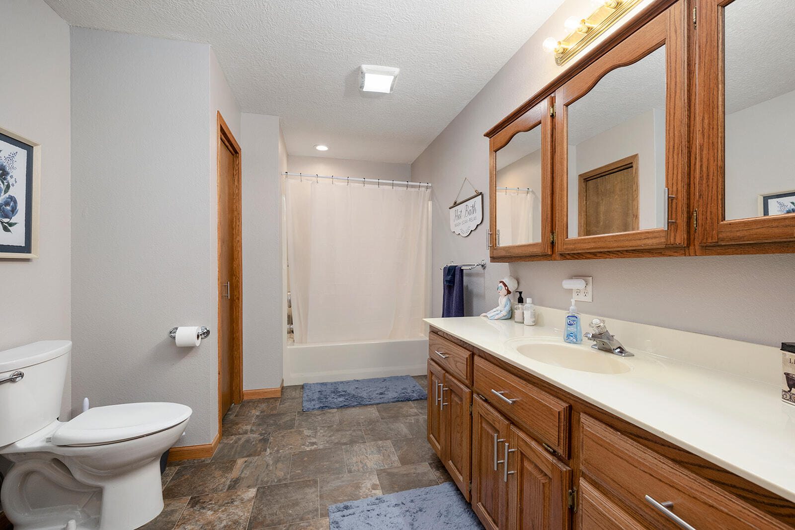 86 Rebas Hazelnut Drive Property Photo 17