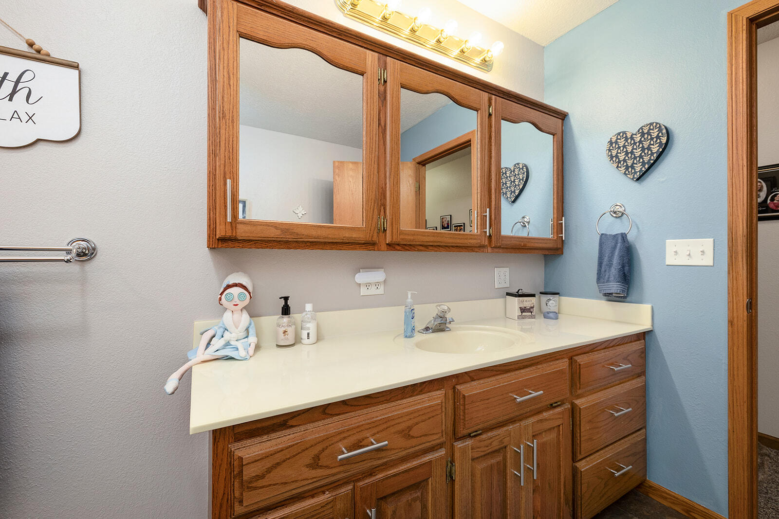 86 Rebas Hazelnut Drive Property Photo 18