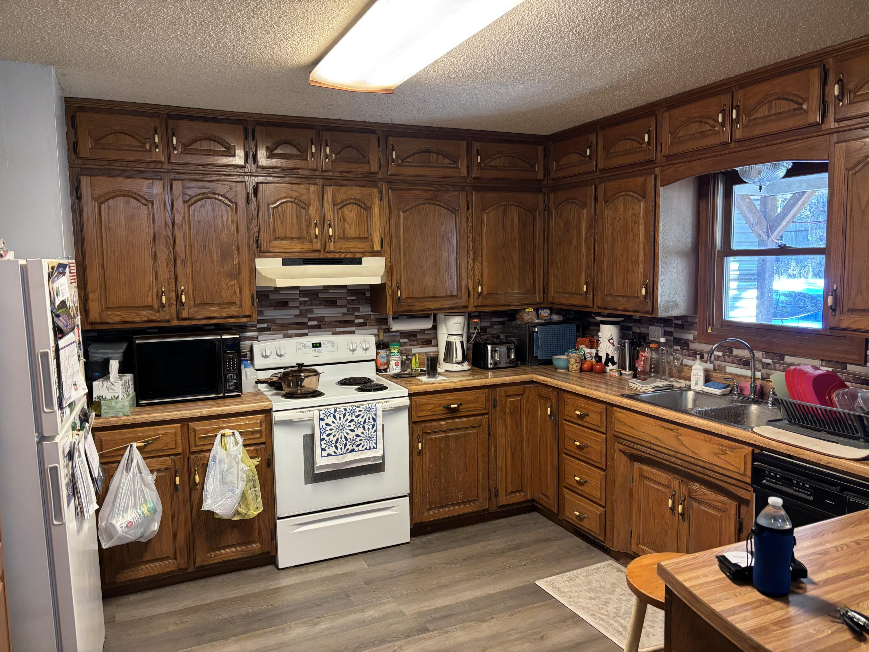 31 Bison Road Property Photo 3