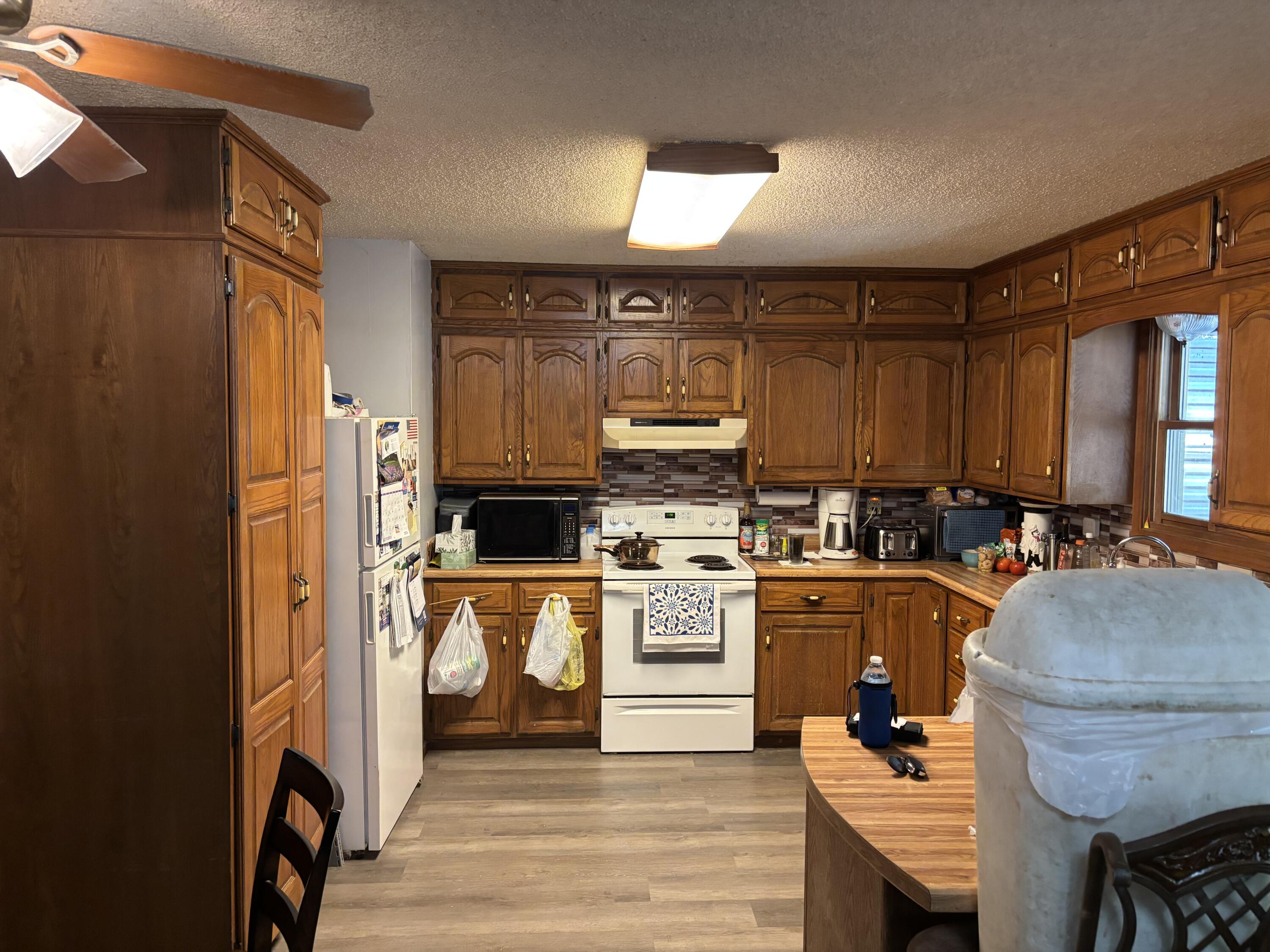 31 Bison Road Property Photo 4