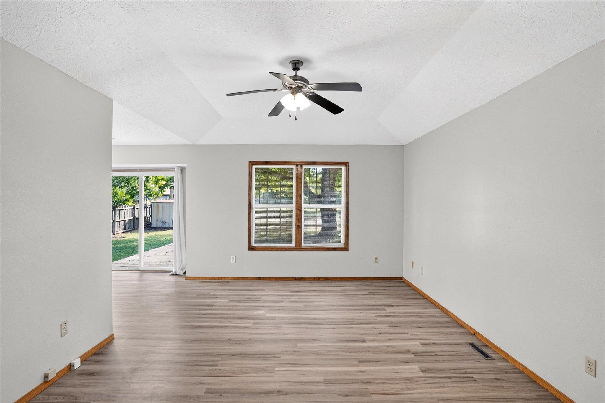 3790 South Colgate Avenue Property Photo 8