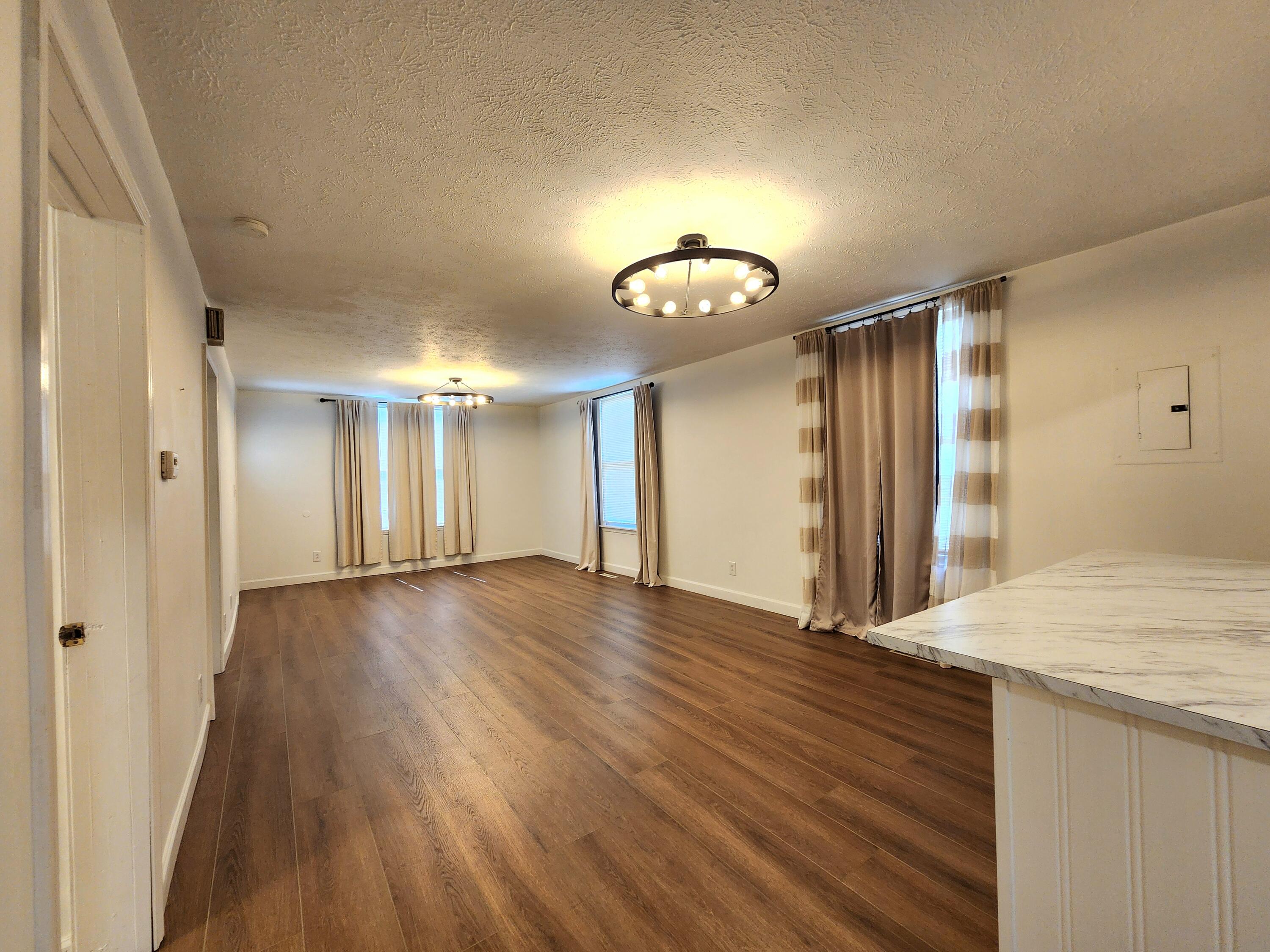 1211 West Calhoun Street Property Photo 19