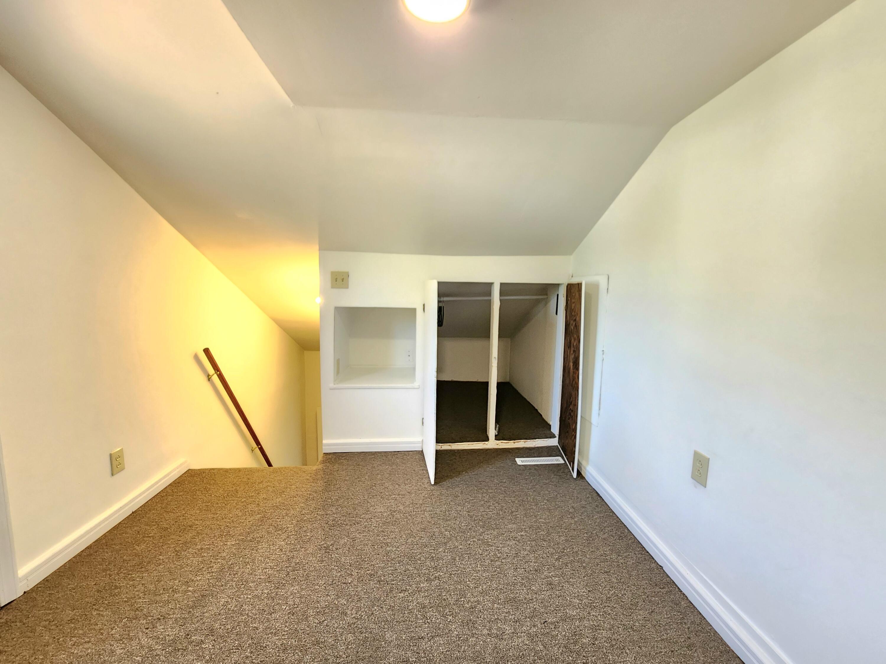 1211 West Calhoun Street Property Photo 28