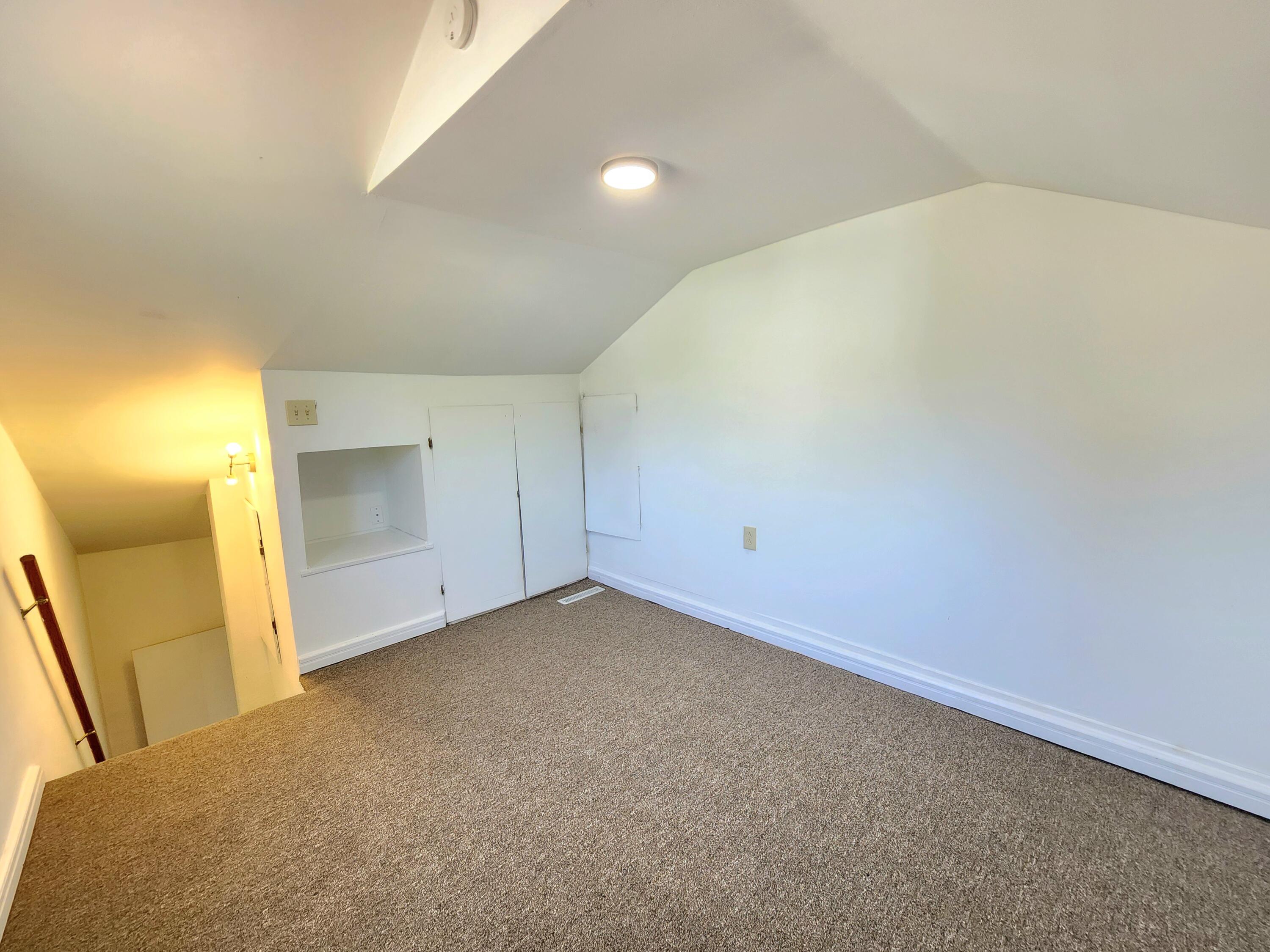 1211 West Calhoun Street Property Photo 29