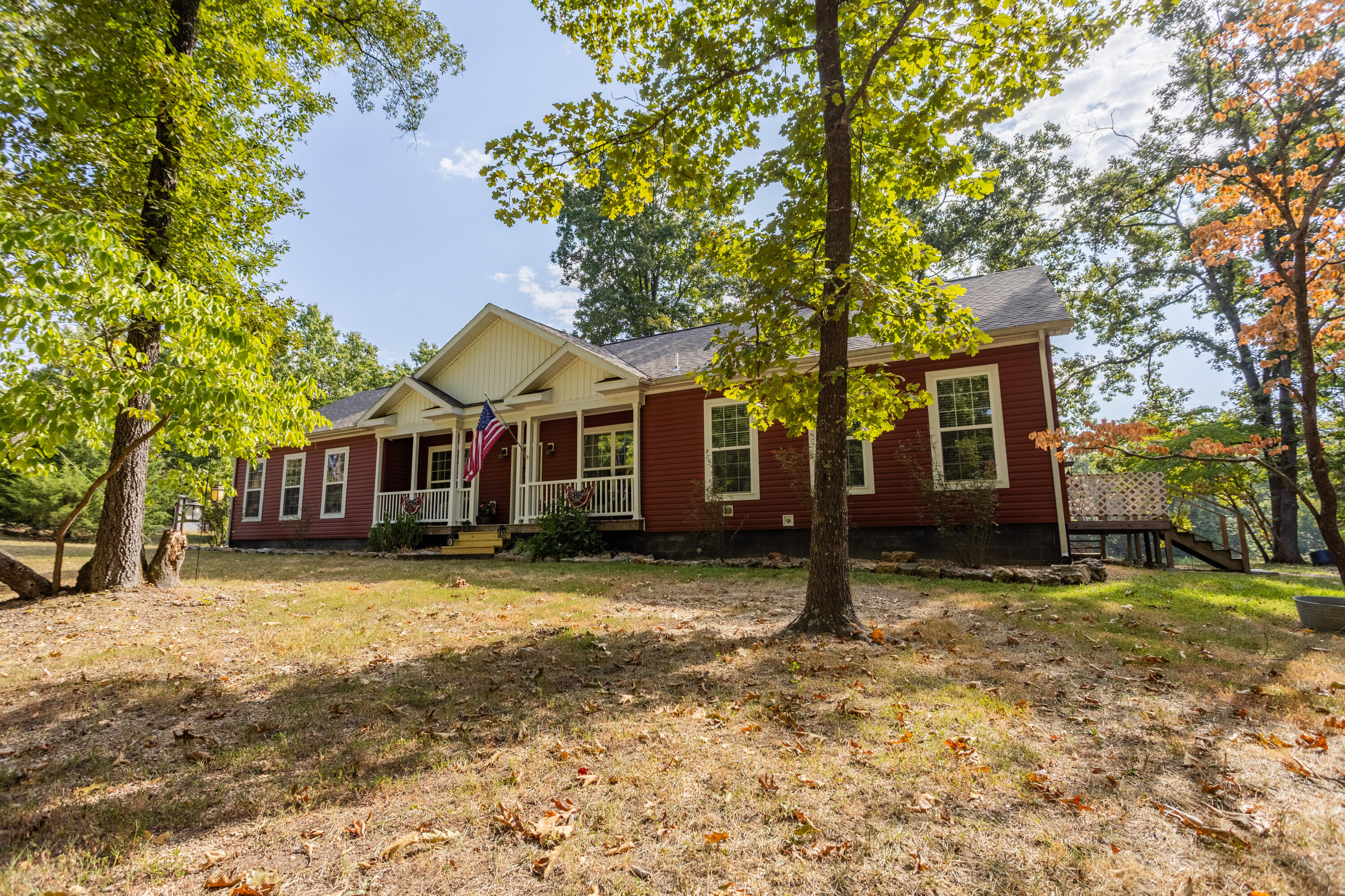 10420 Dogwood Road Property Photo 1