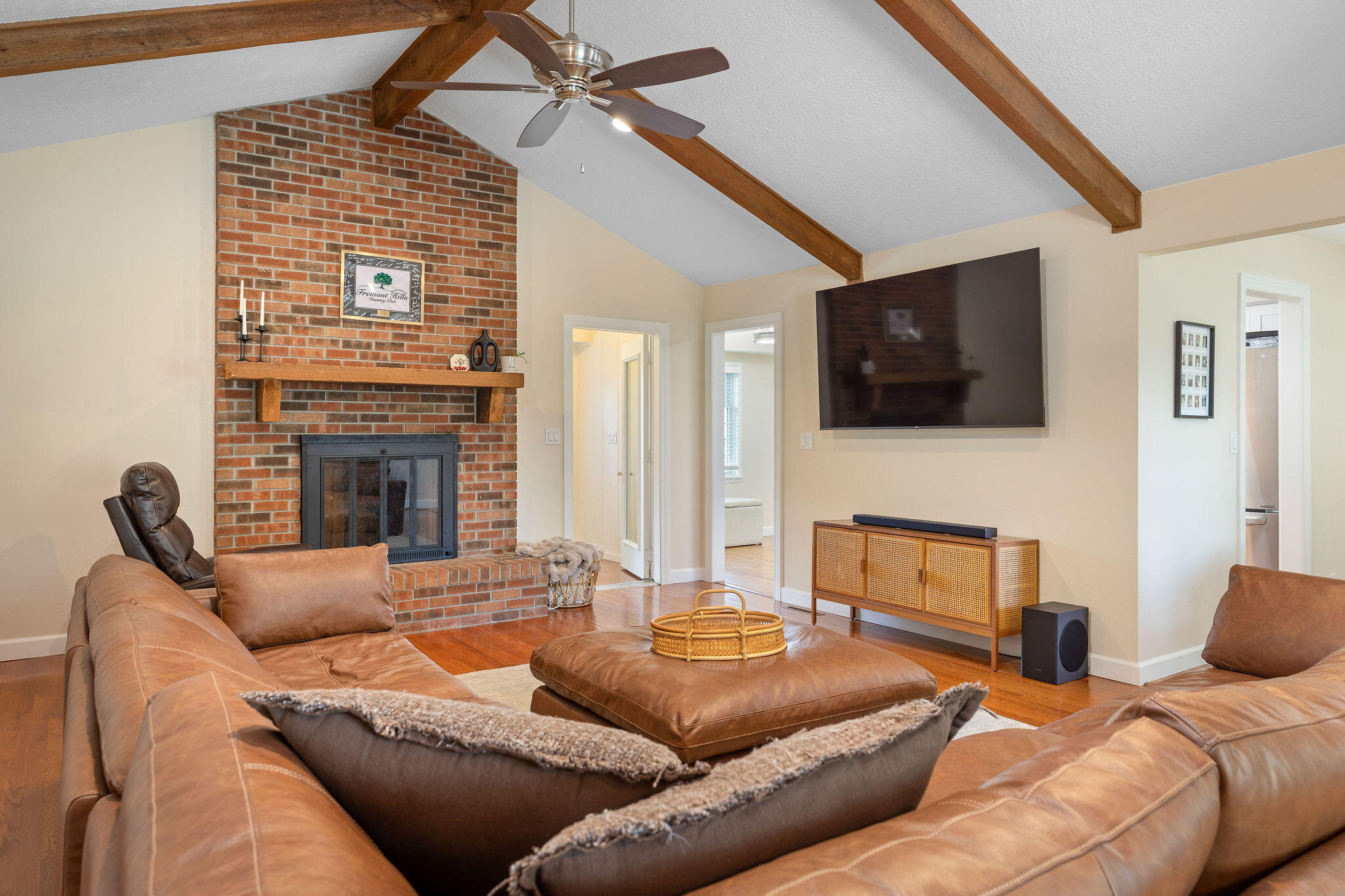 8206 Oakmont Drive Property Photo 8
