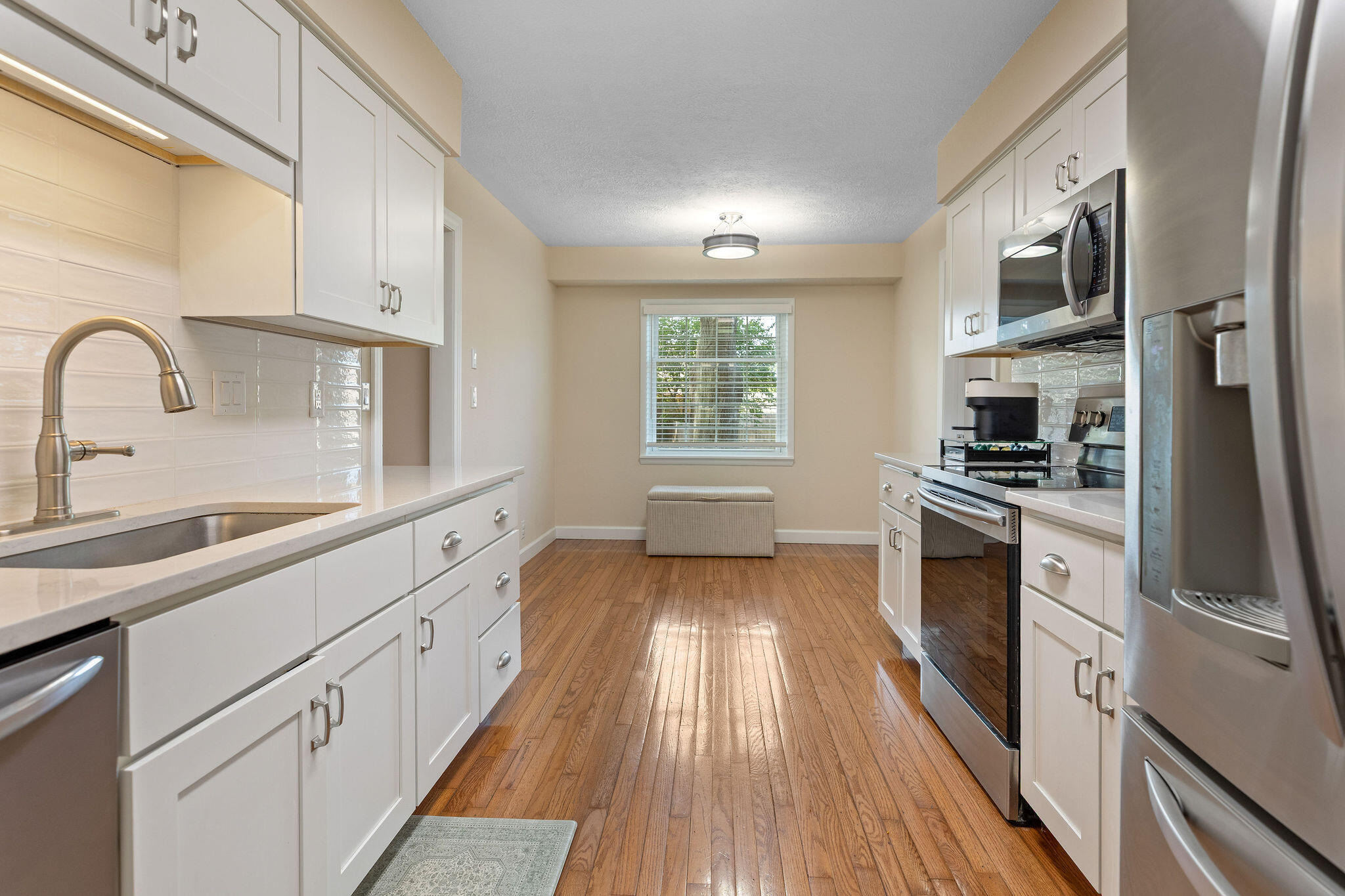 8206 Oakmont Drive Property Photo 14