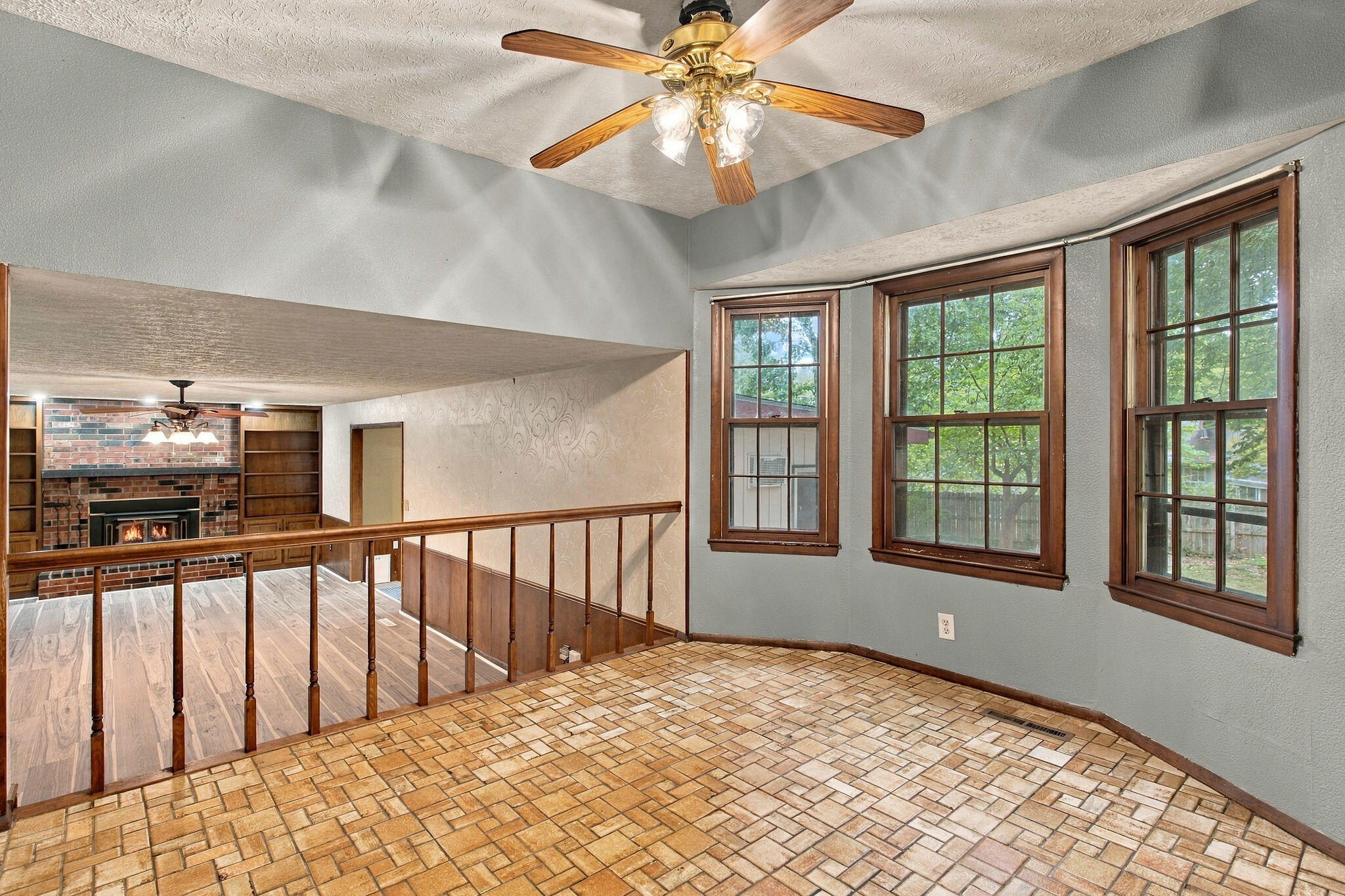 2924 South Chambery Avenue Property Photo 17