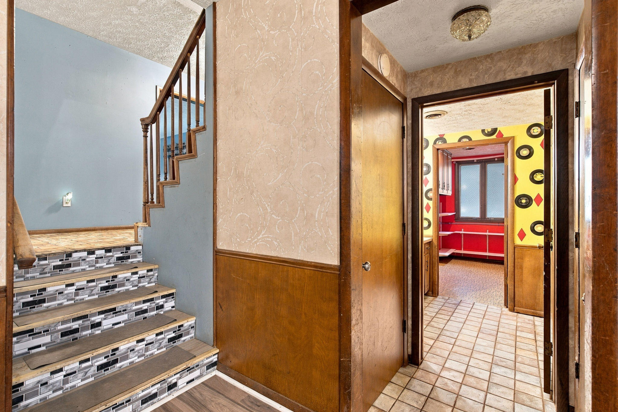 2924 South Chambery Avenue Property Photo 24
