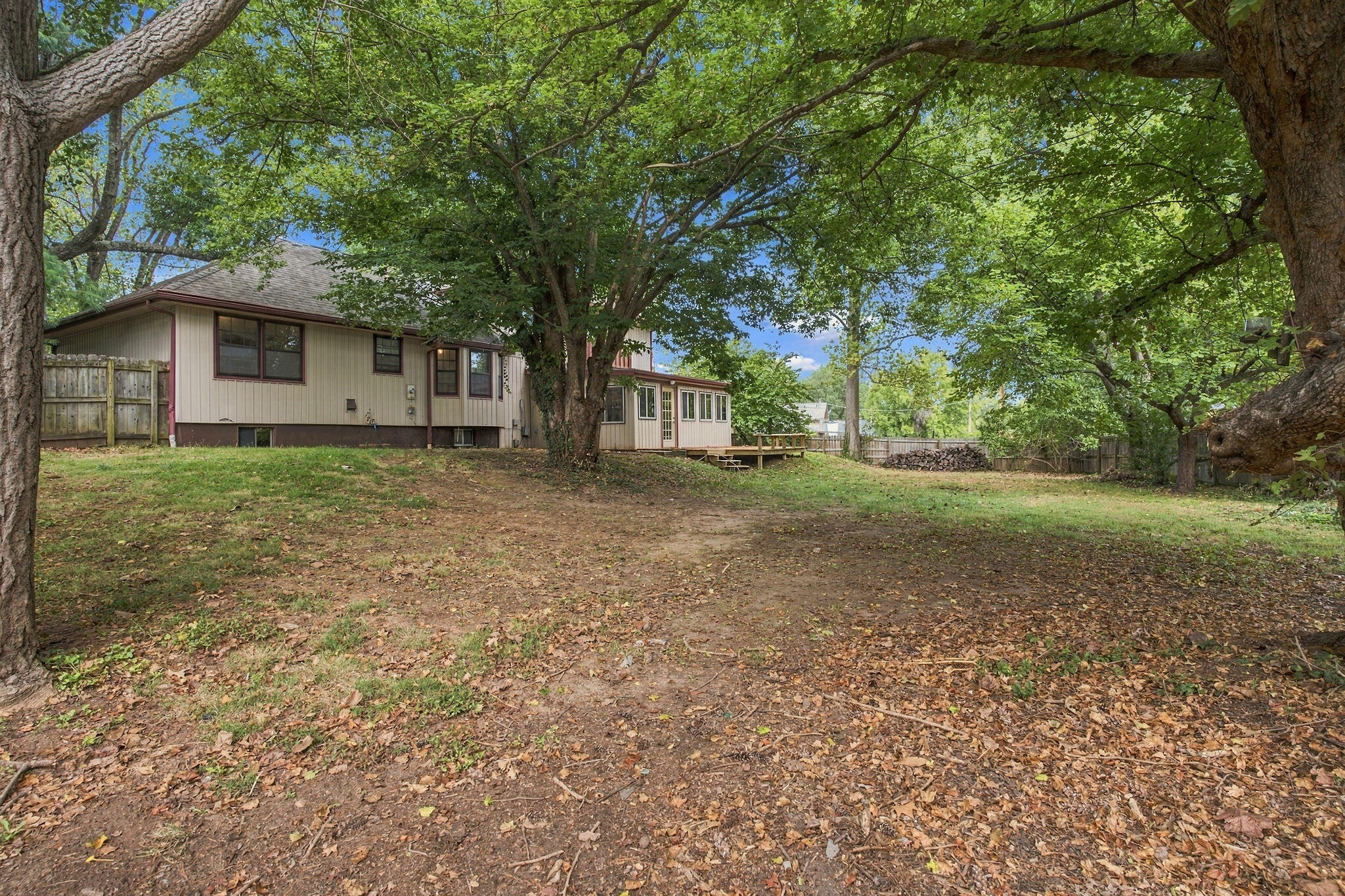 2924 South Chambery Avenue Property Photo 44