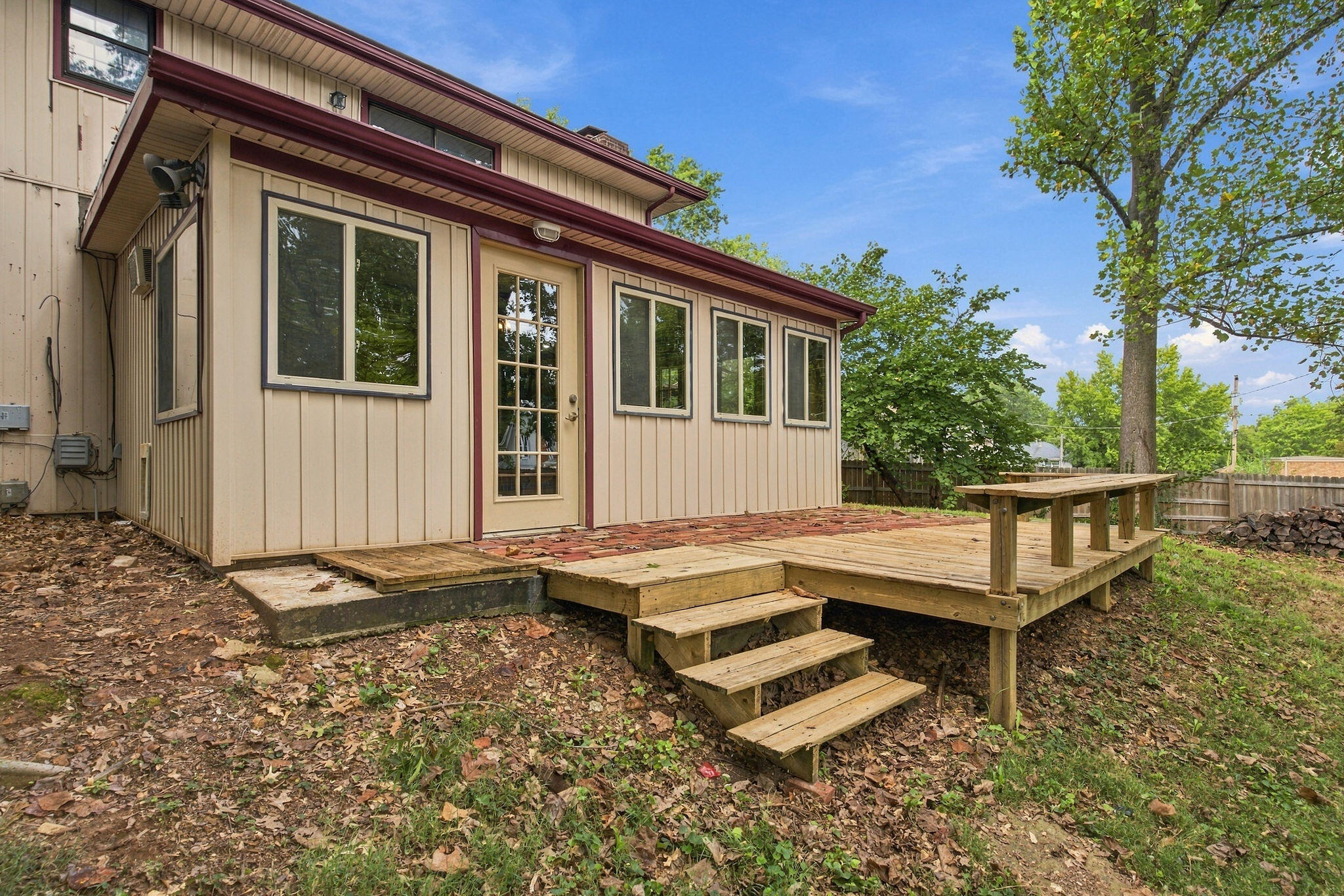 2924 South Chambery Avenue Property Photo 45