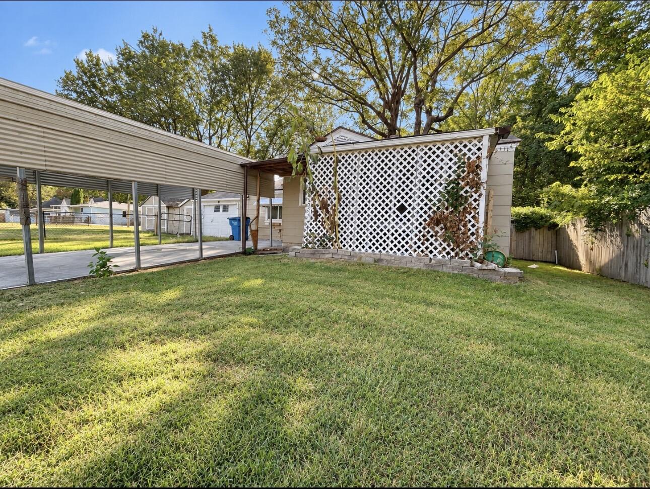 2209 North Main Avenue Property Photo 3