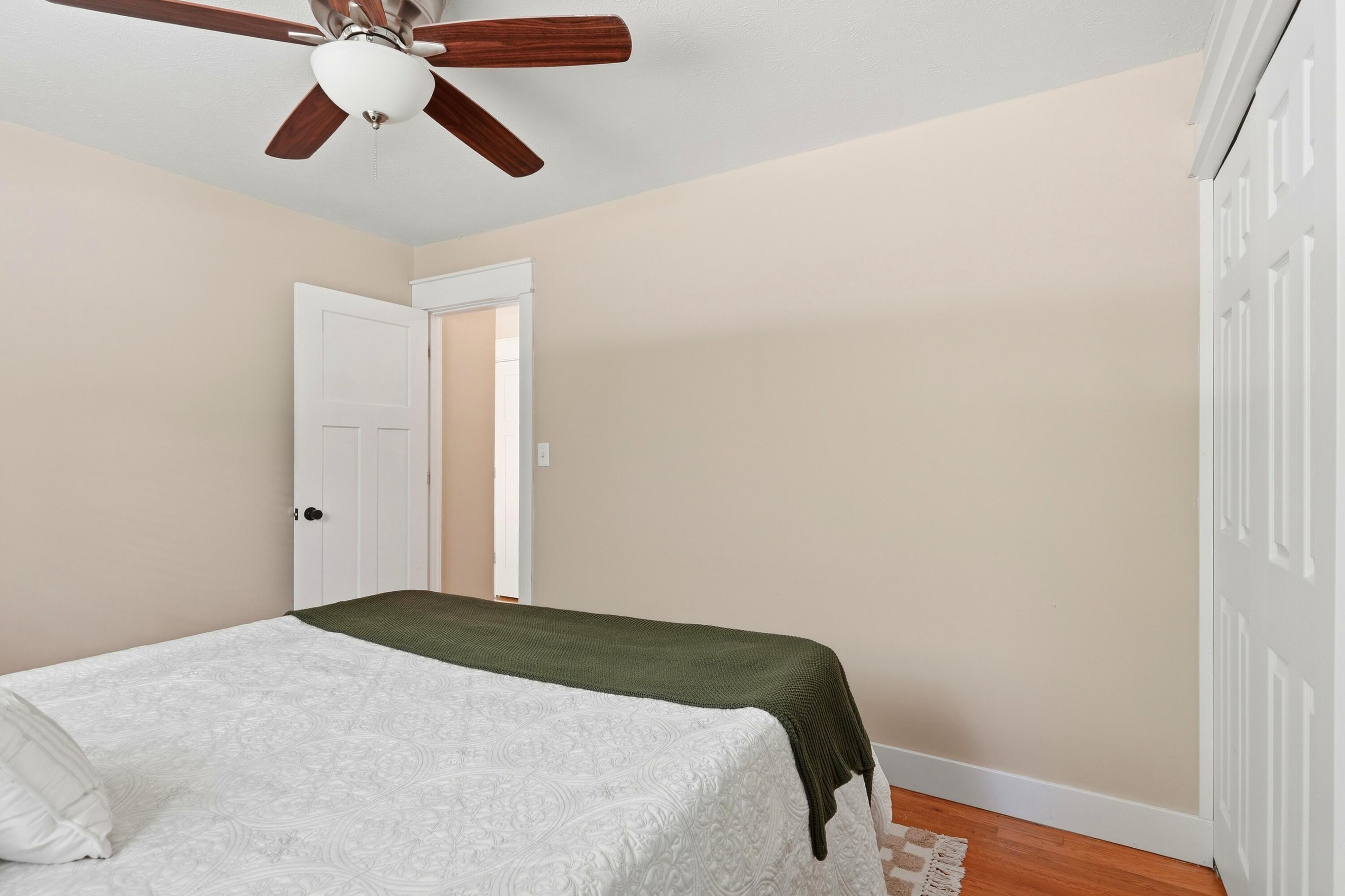 2302 South Linden Avenue Property Photo 23