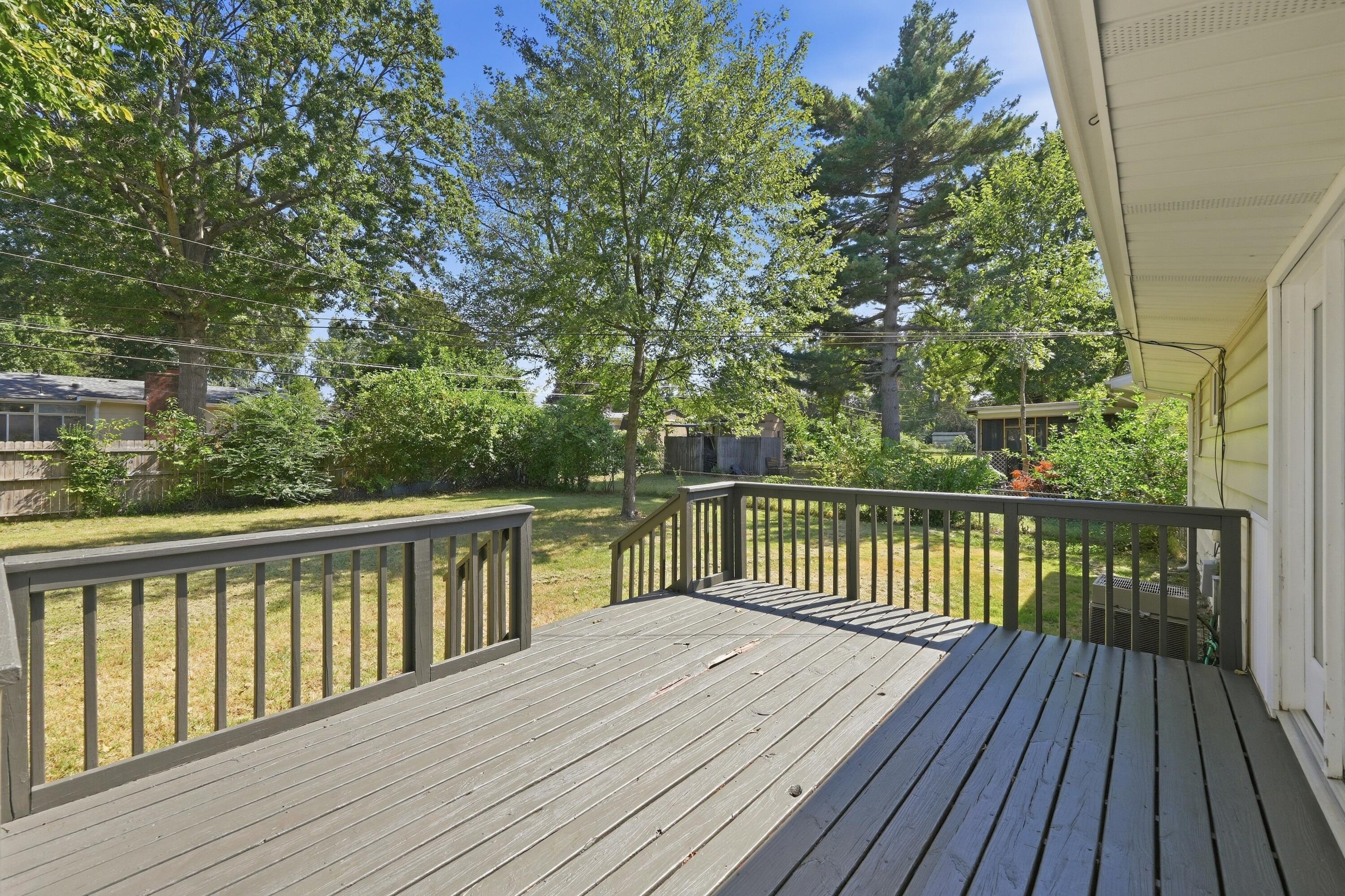 2302 South Linden Avenue Property Photo 30