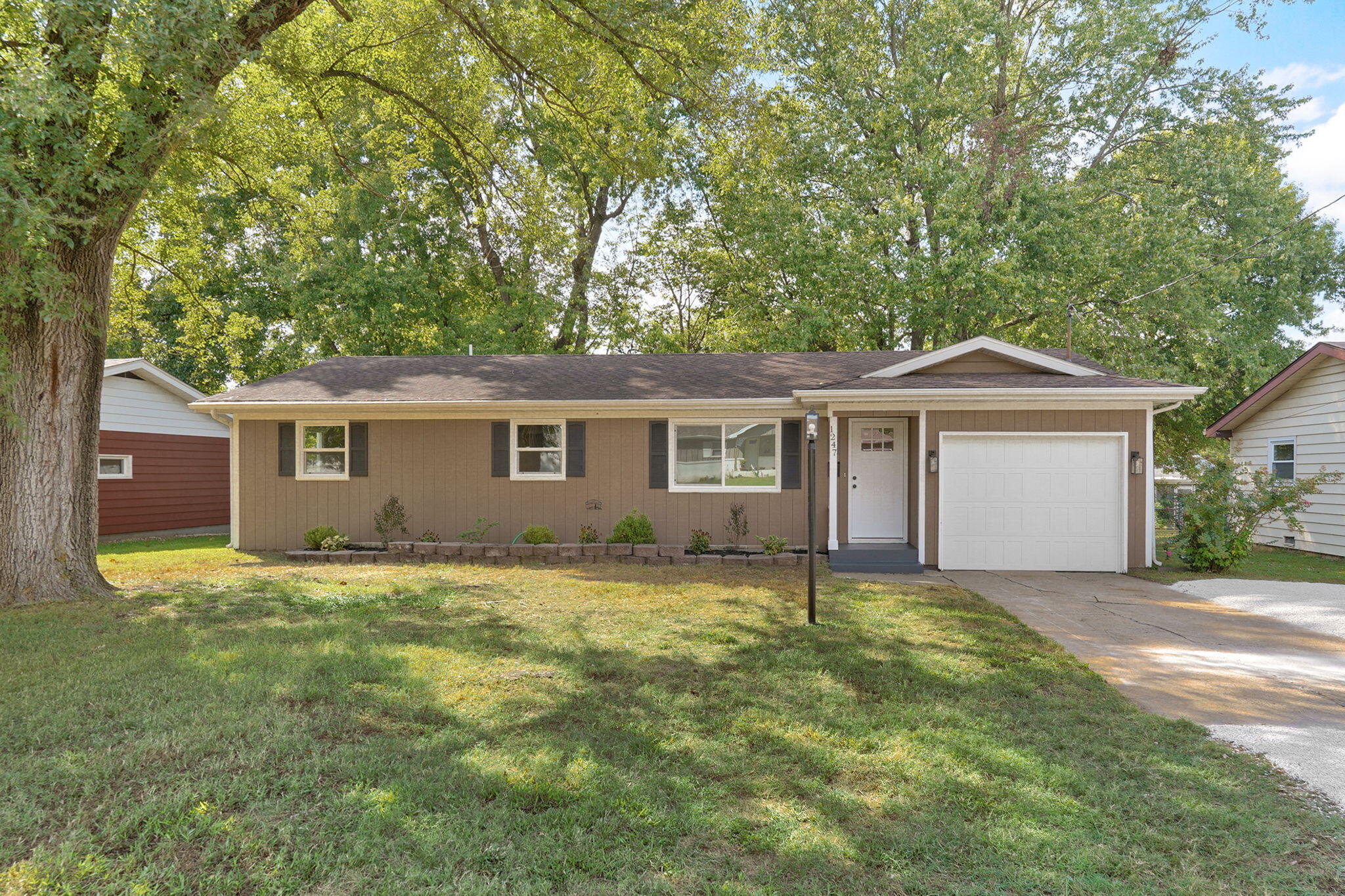 1247 South Estate Avenue Property Photo 1
