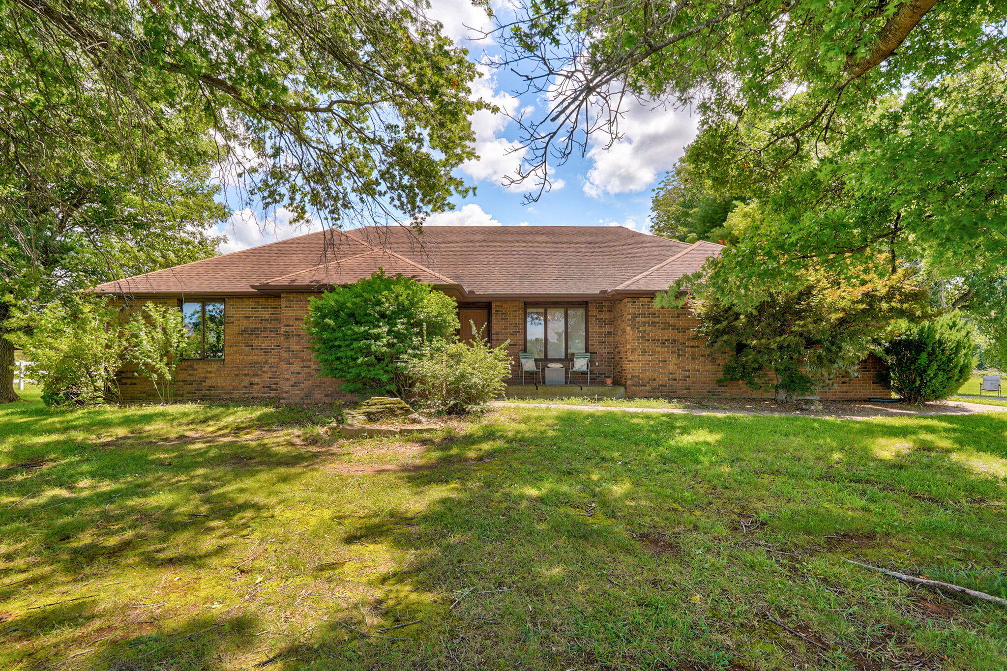 7720 West Farm Road 144 Property Photo 6