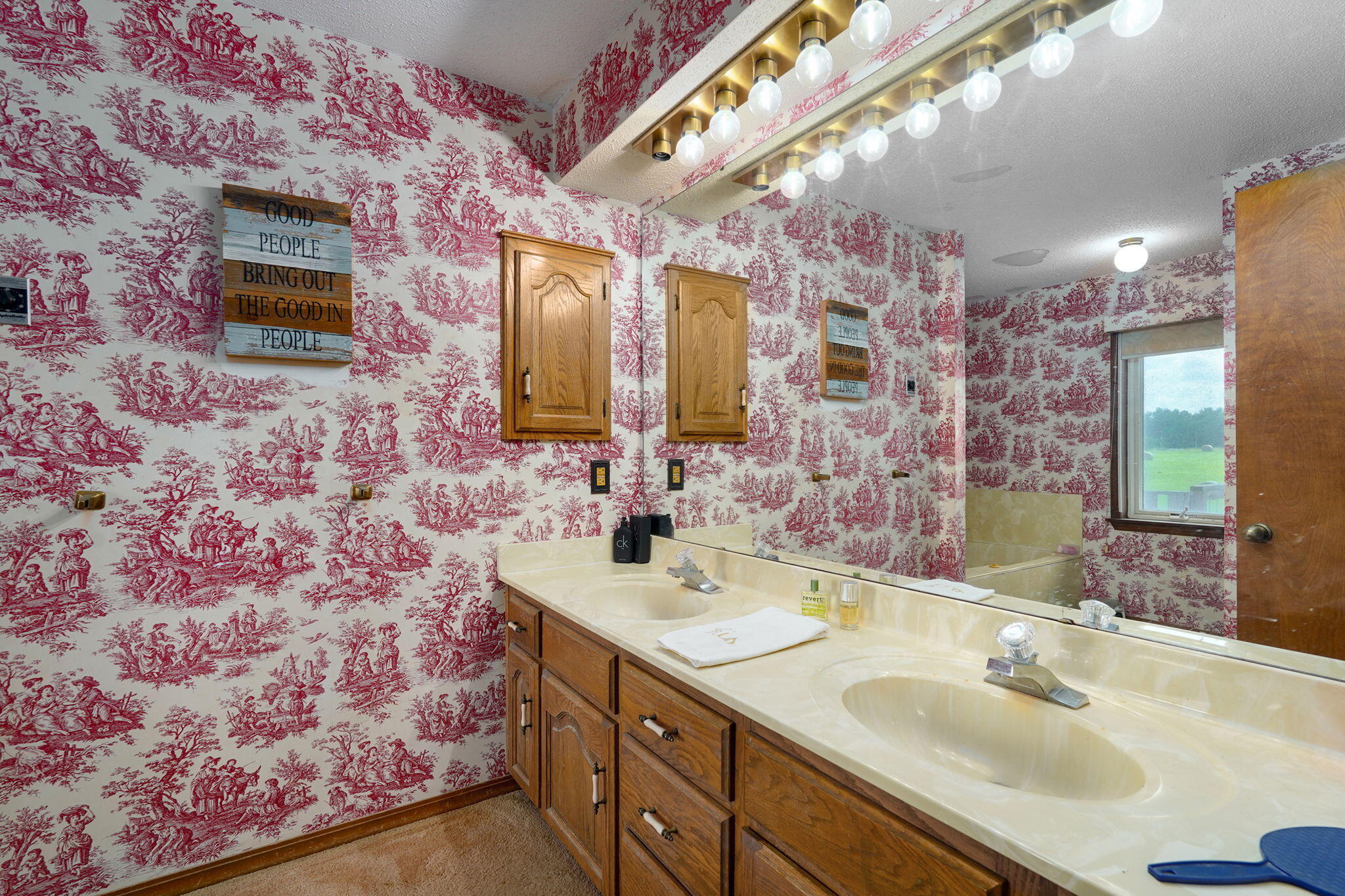7720 West Farm Road 144 Property Photo 29