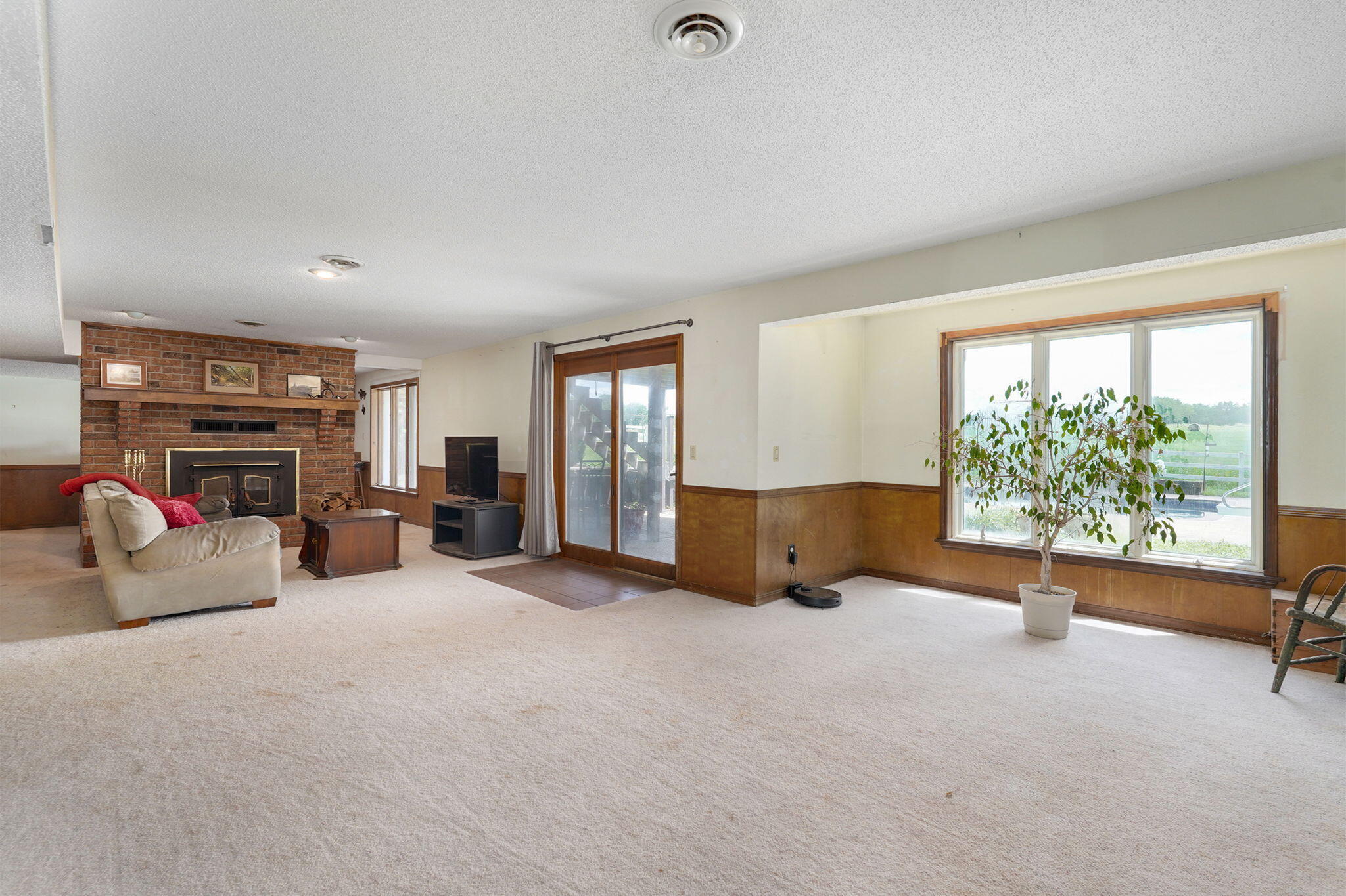 7720 West Farm Road 144 Property Photo 41