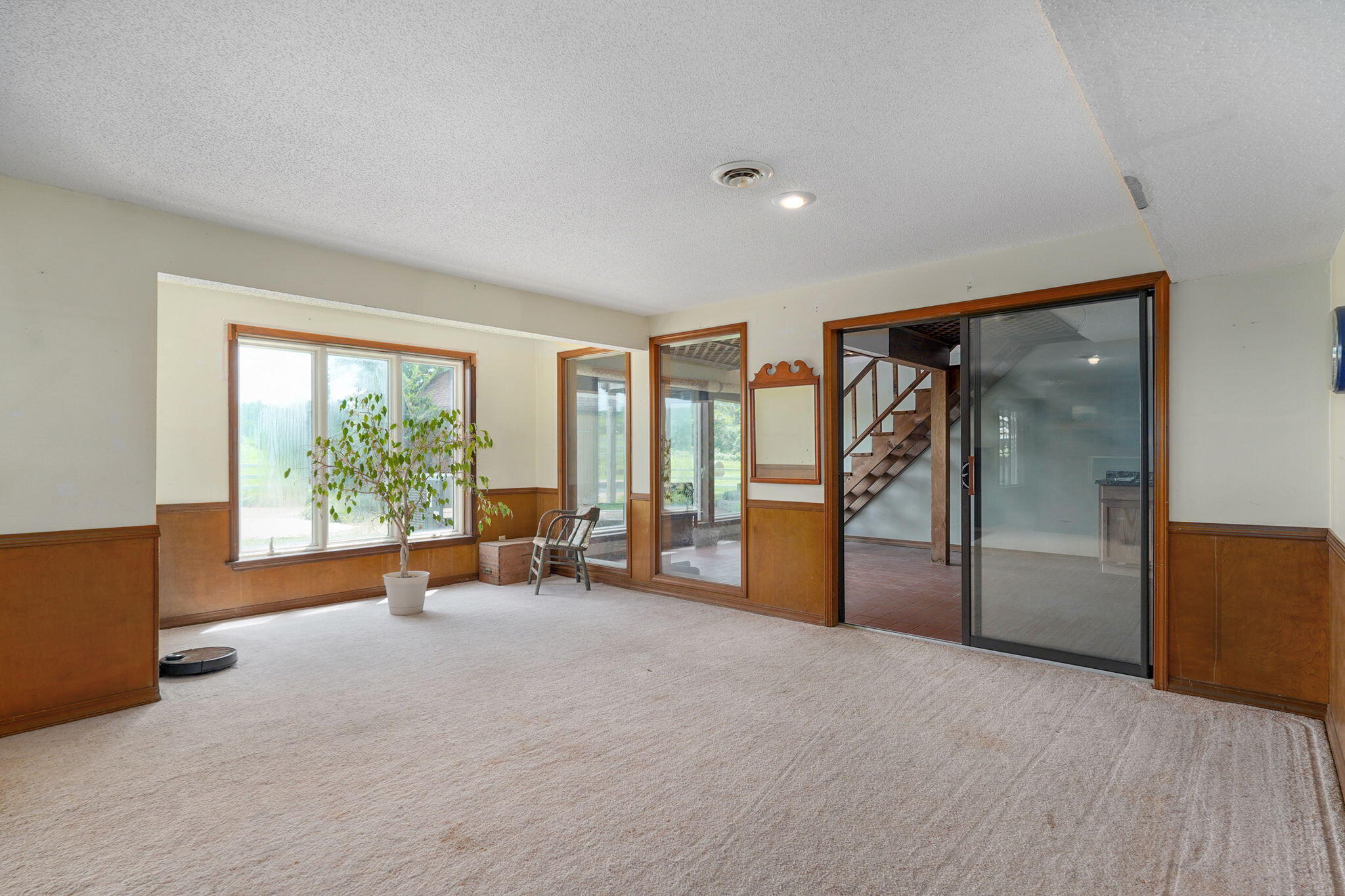 7720 West Farm Road 144 Property Photo 44