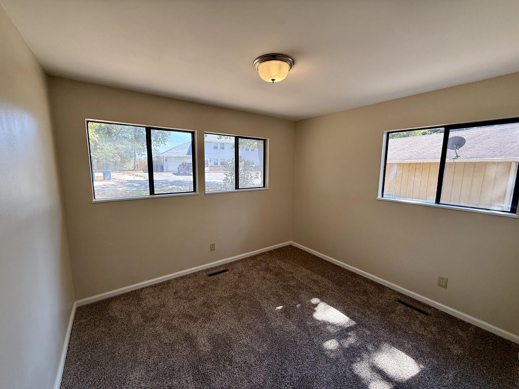 609 Knox Avenue Property Photo 14