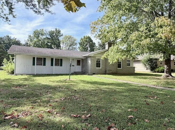 2143 South Brighton Drive Property Photo 1