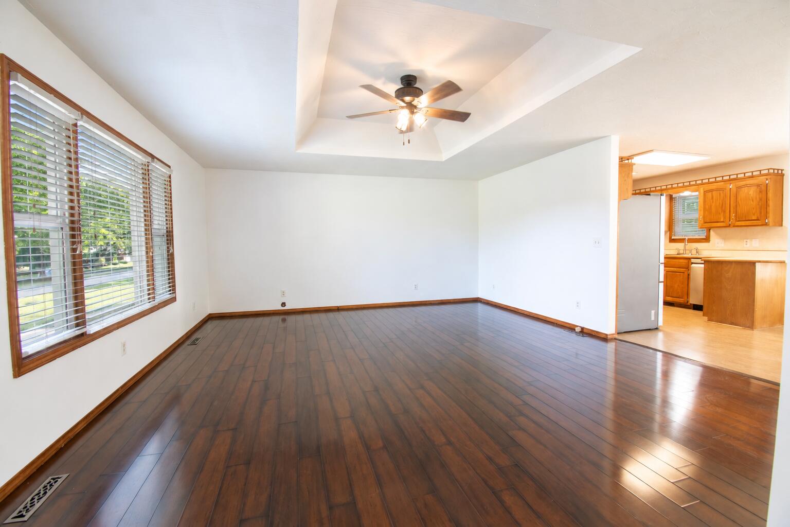 1300 East Rainey Street Property Photo 4