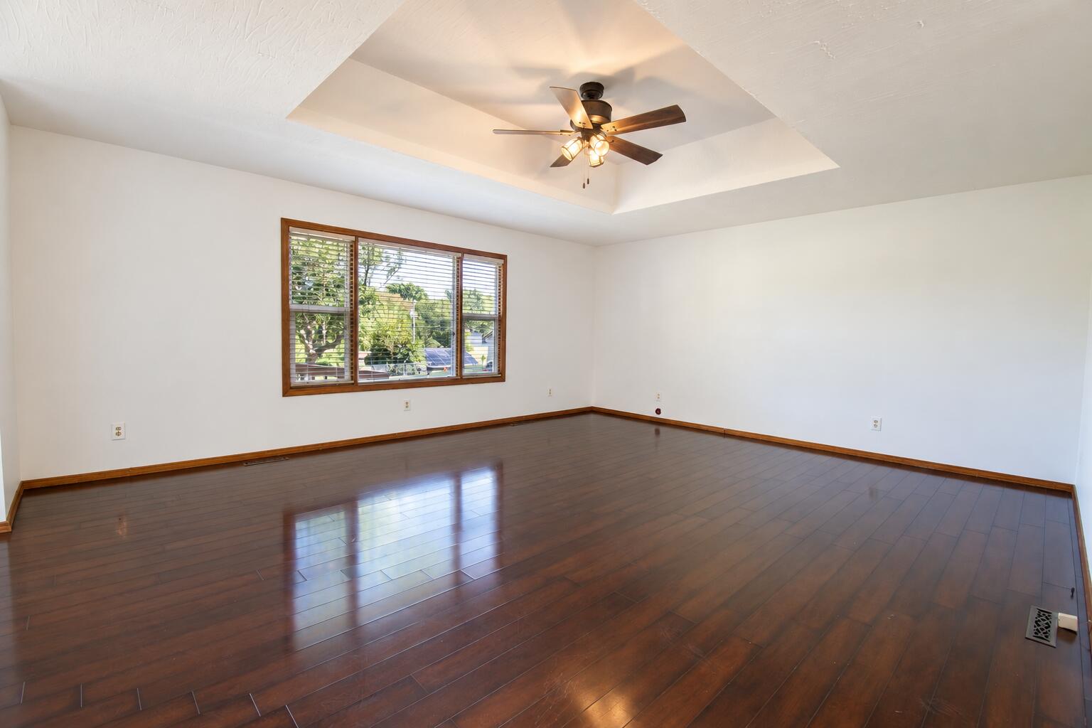 1300 East Rainey Street Property Photo 7