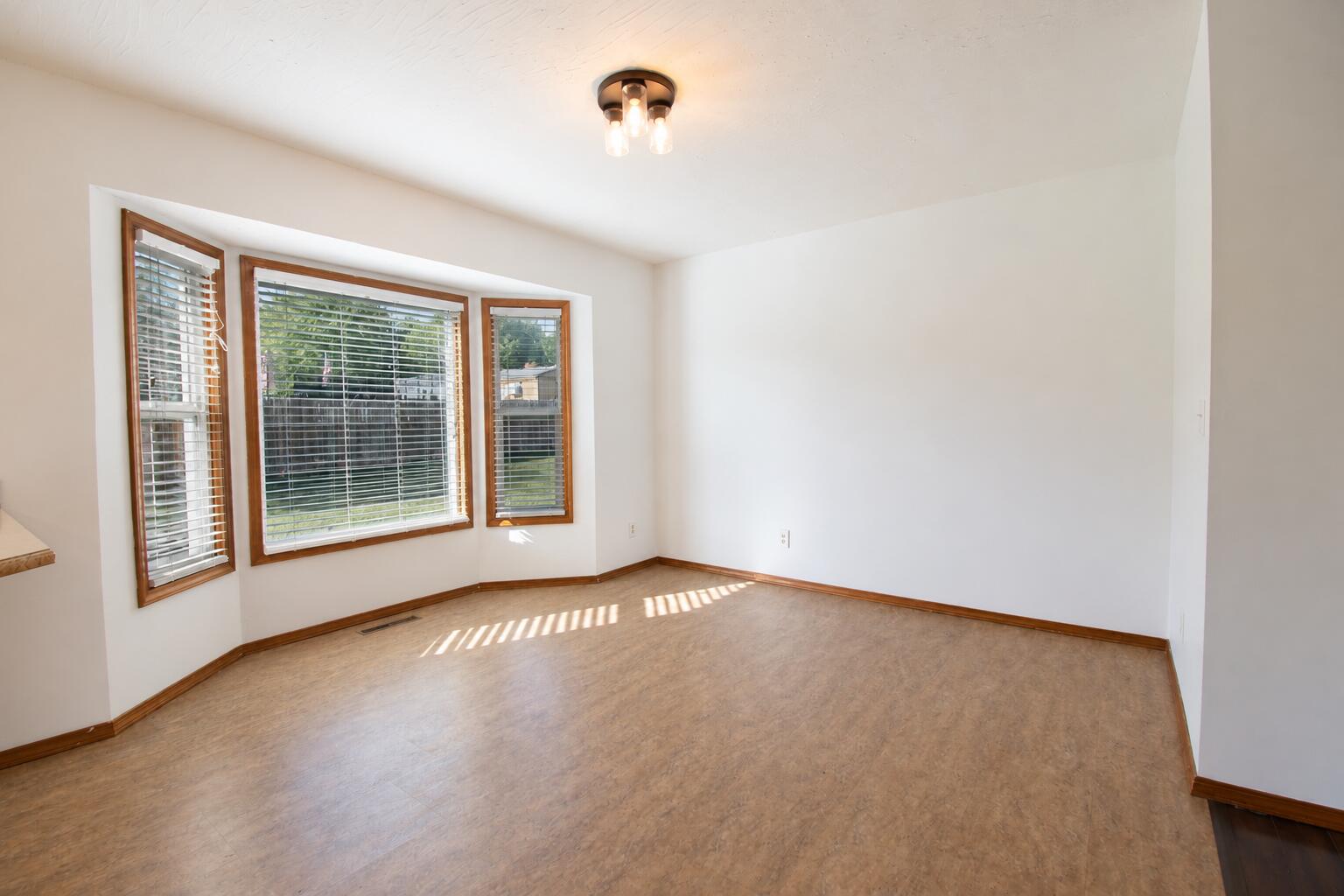 1300 East Rainey Street Property Photo 8