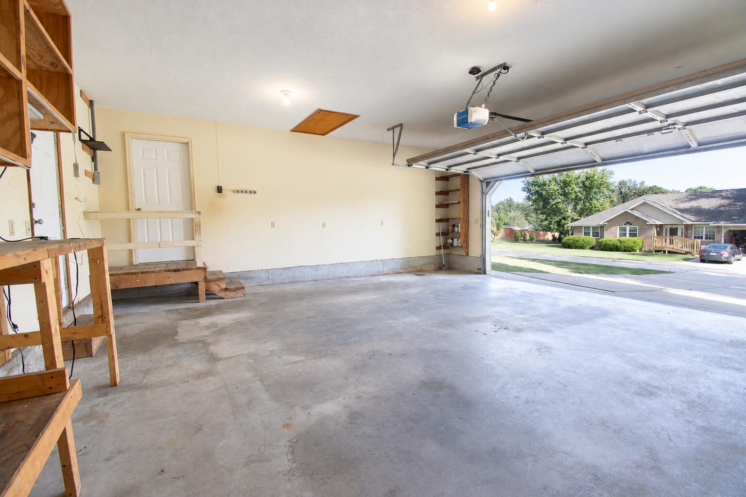 1300 East Rainey Street Property Photo 30