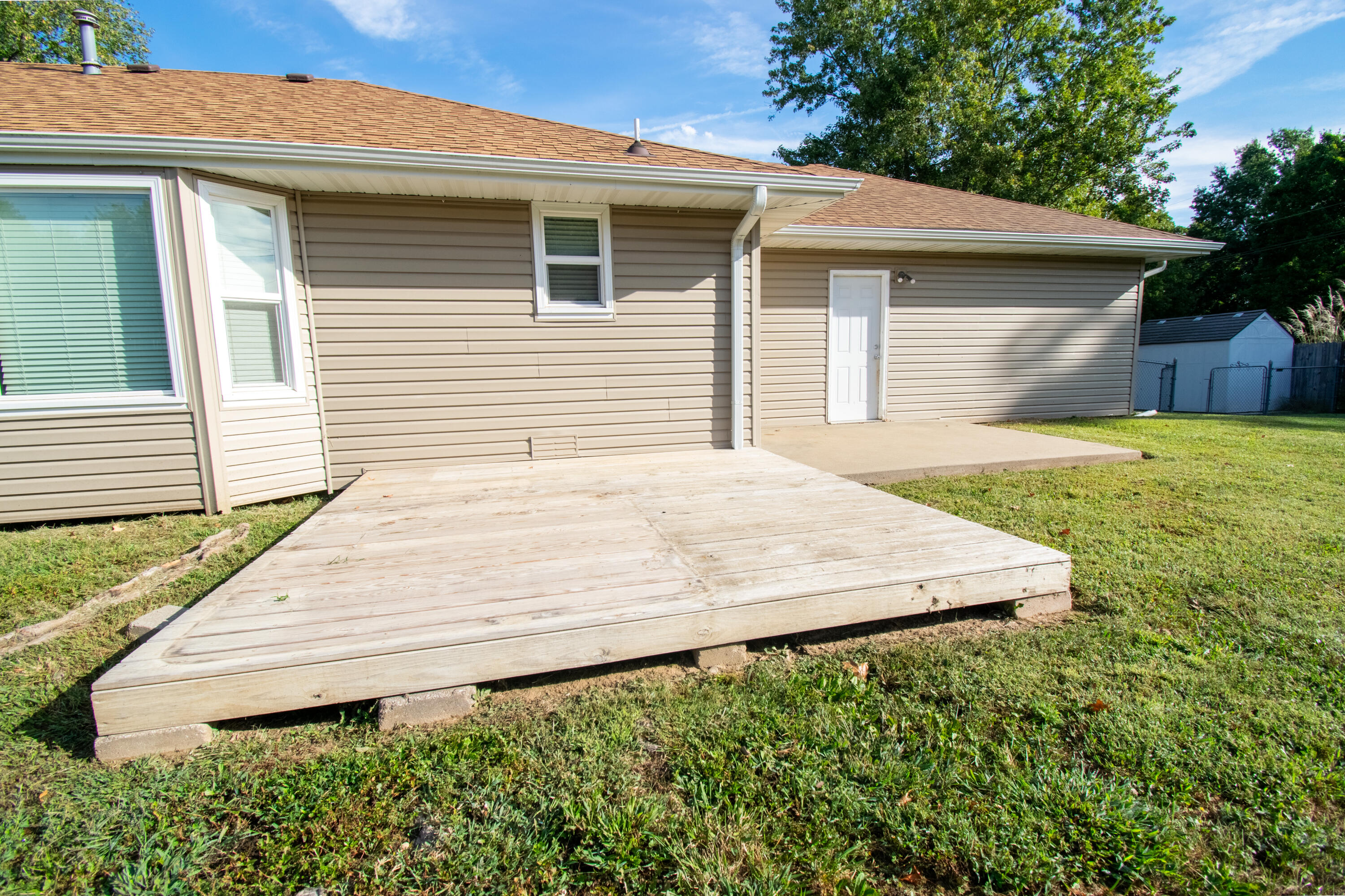 1300 East Rainey Street Property Photo 42