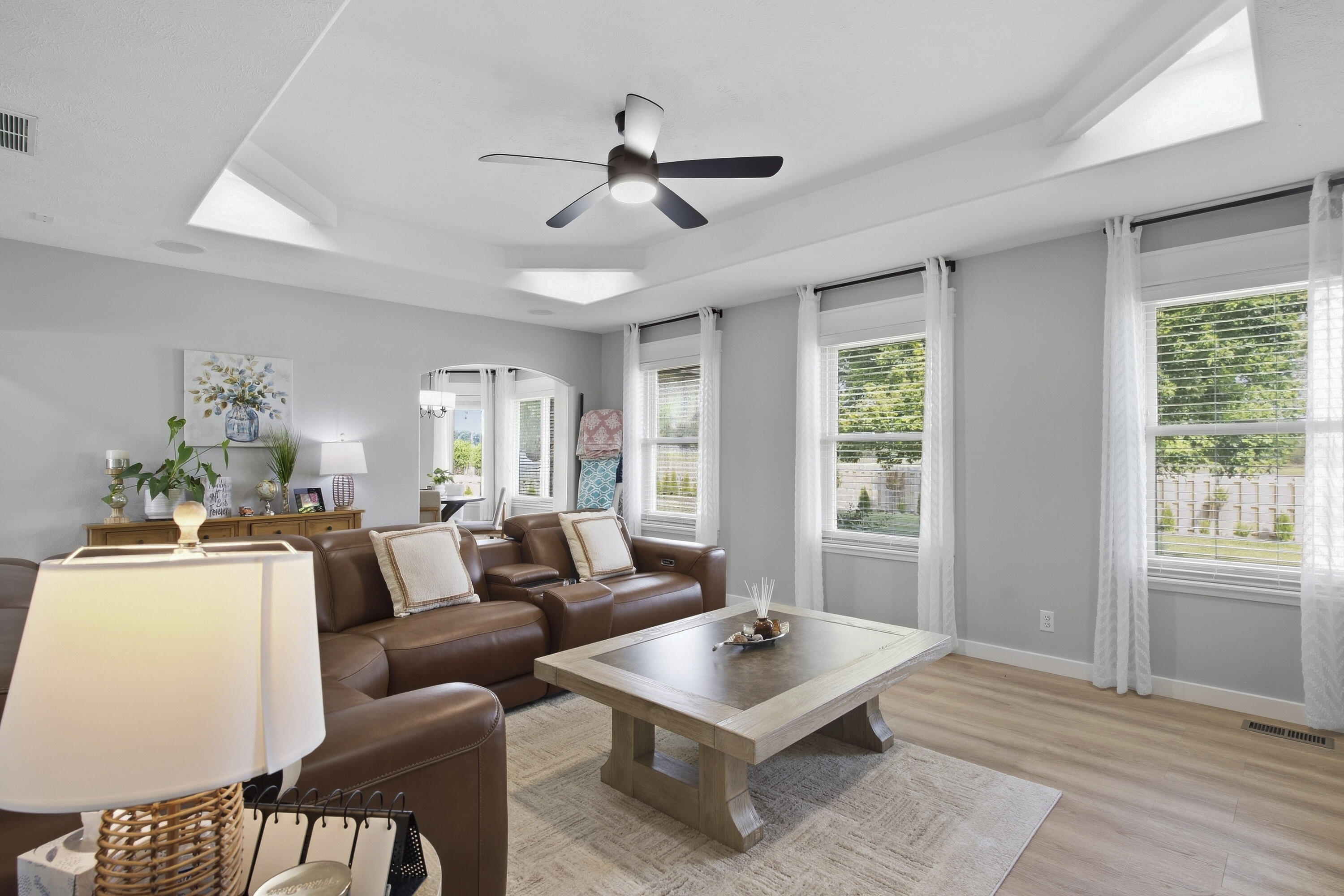 909 Glacier Court Property Photo 19