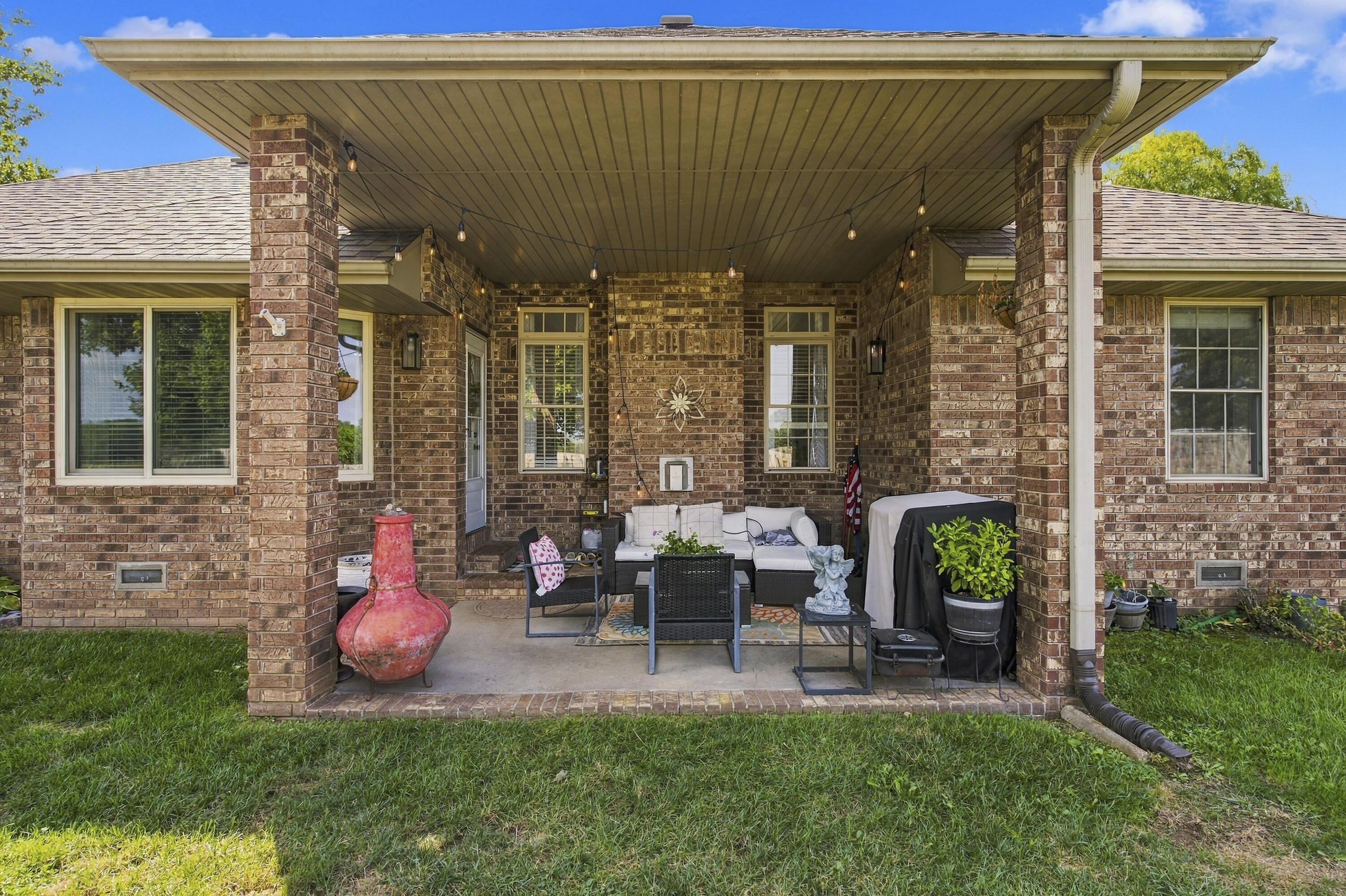 909 Glacier Court Property Photo 35