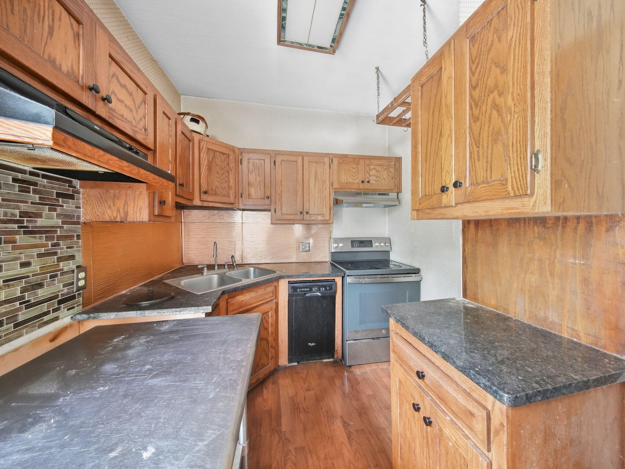 619 West Webster Street Property Photo 16