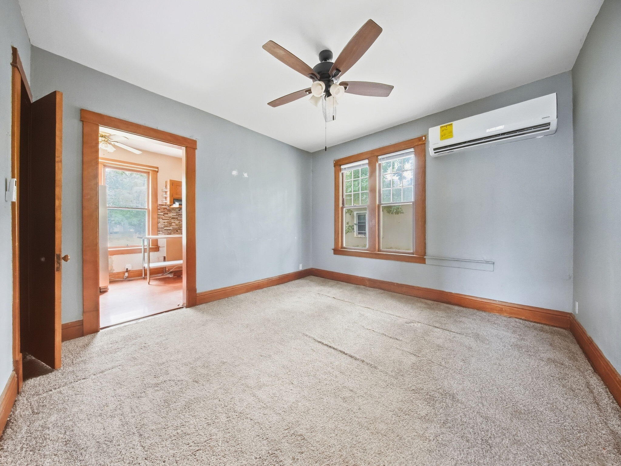 619 West Webster Street Property Photo 18