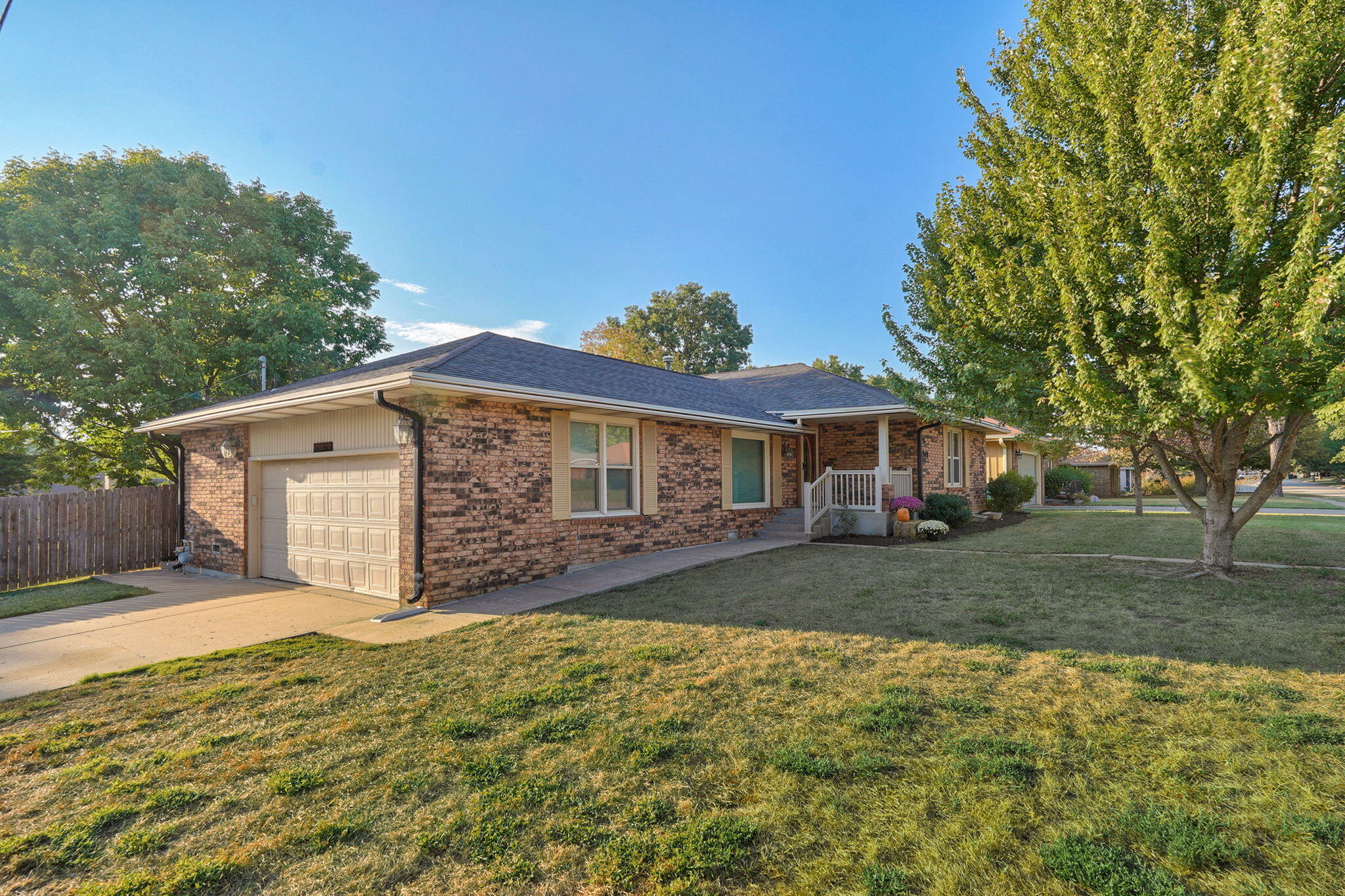 3343 South Virginia Avenue Property Photo 6