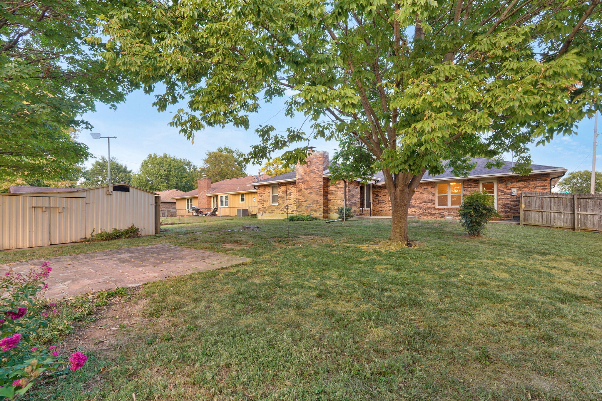 3343 South Virginia Avenue Property Photo 10