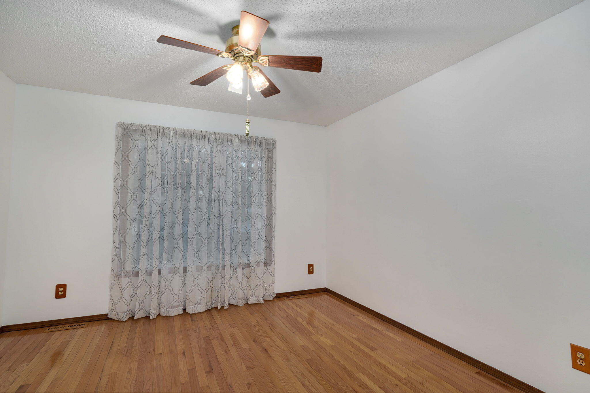 3343 South Virginia Avenue Property Photo 25