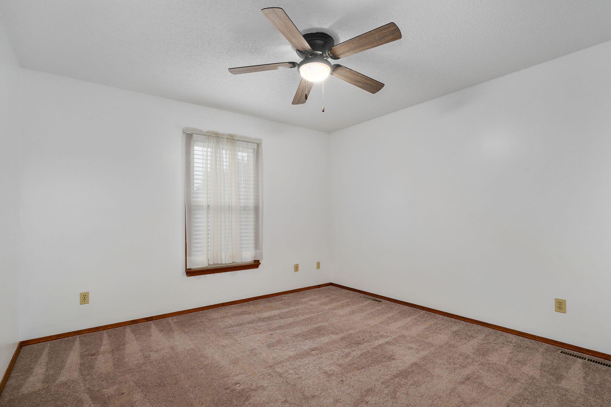 3343 South Virginia Avenue Property Photo 35