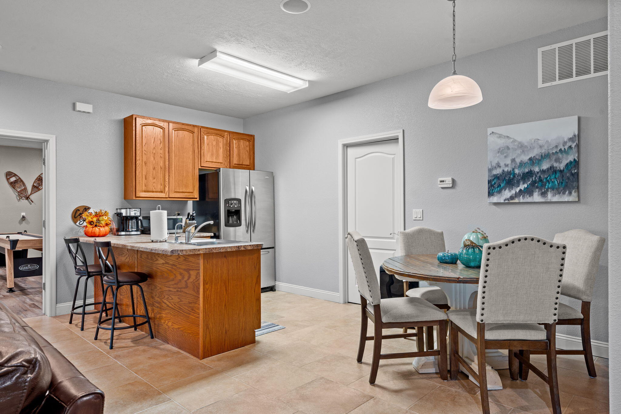 842 Silver Cliff Way Property Photo 47