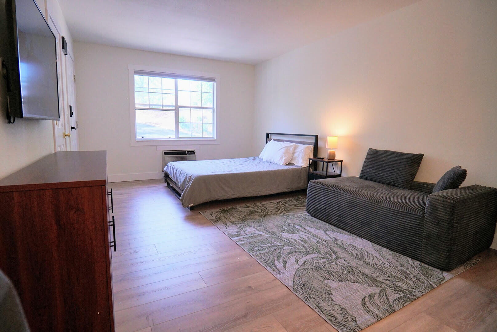 200 Golf View Drive B4 Property Photo 19