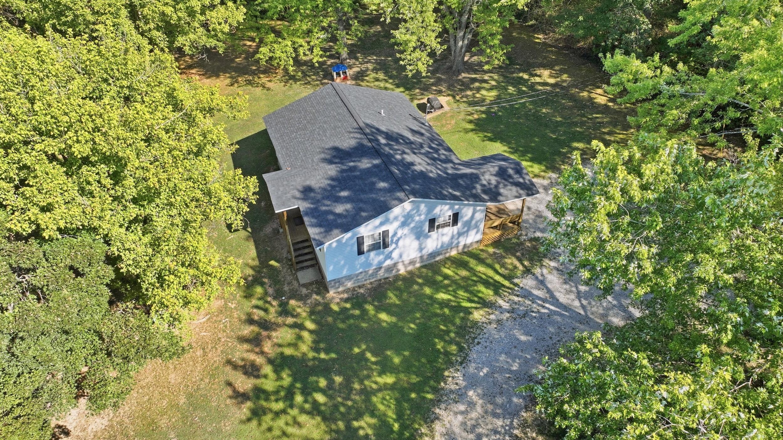 64 Lester Street Property Photo 3