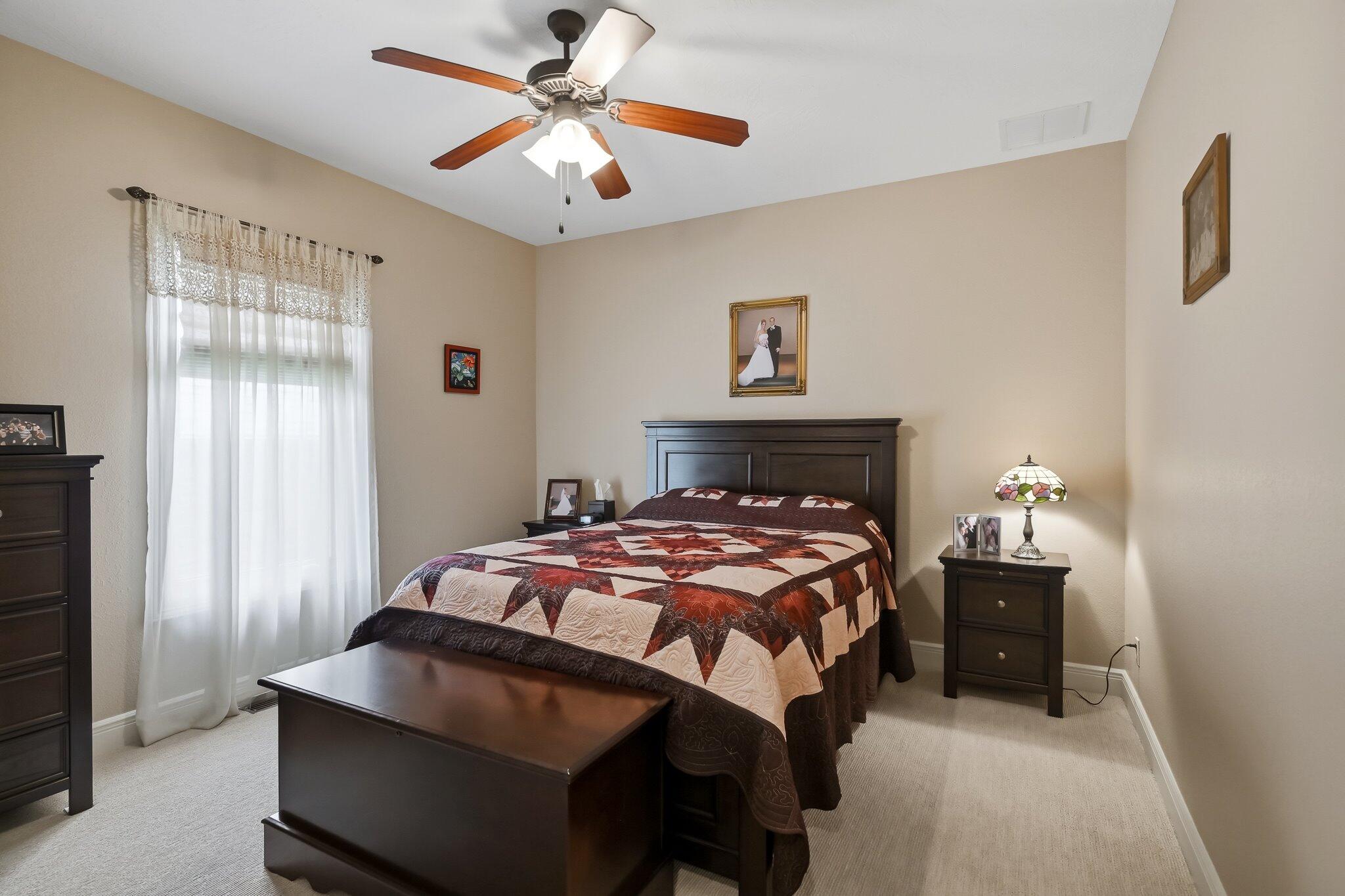 1272 Hayden Court East Property Photo 34