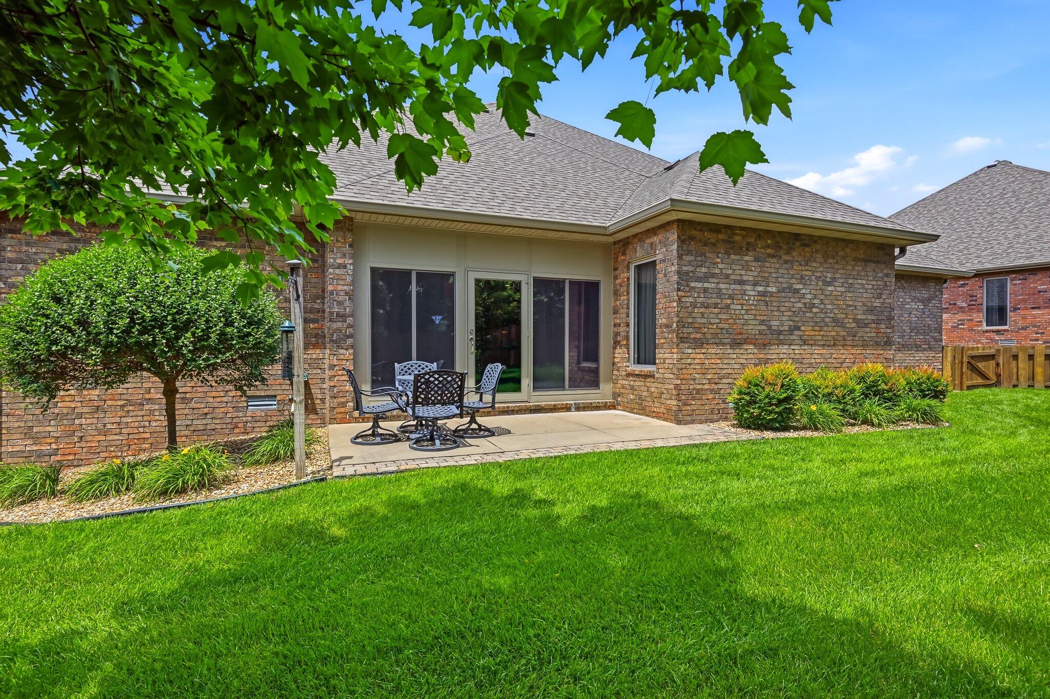 1272 Hayden Court East Property Photo 44